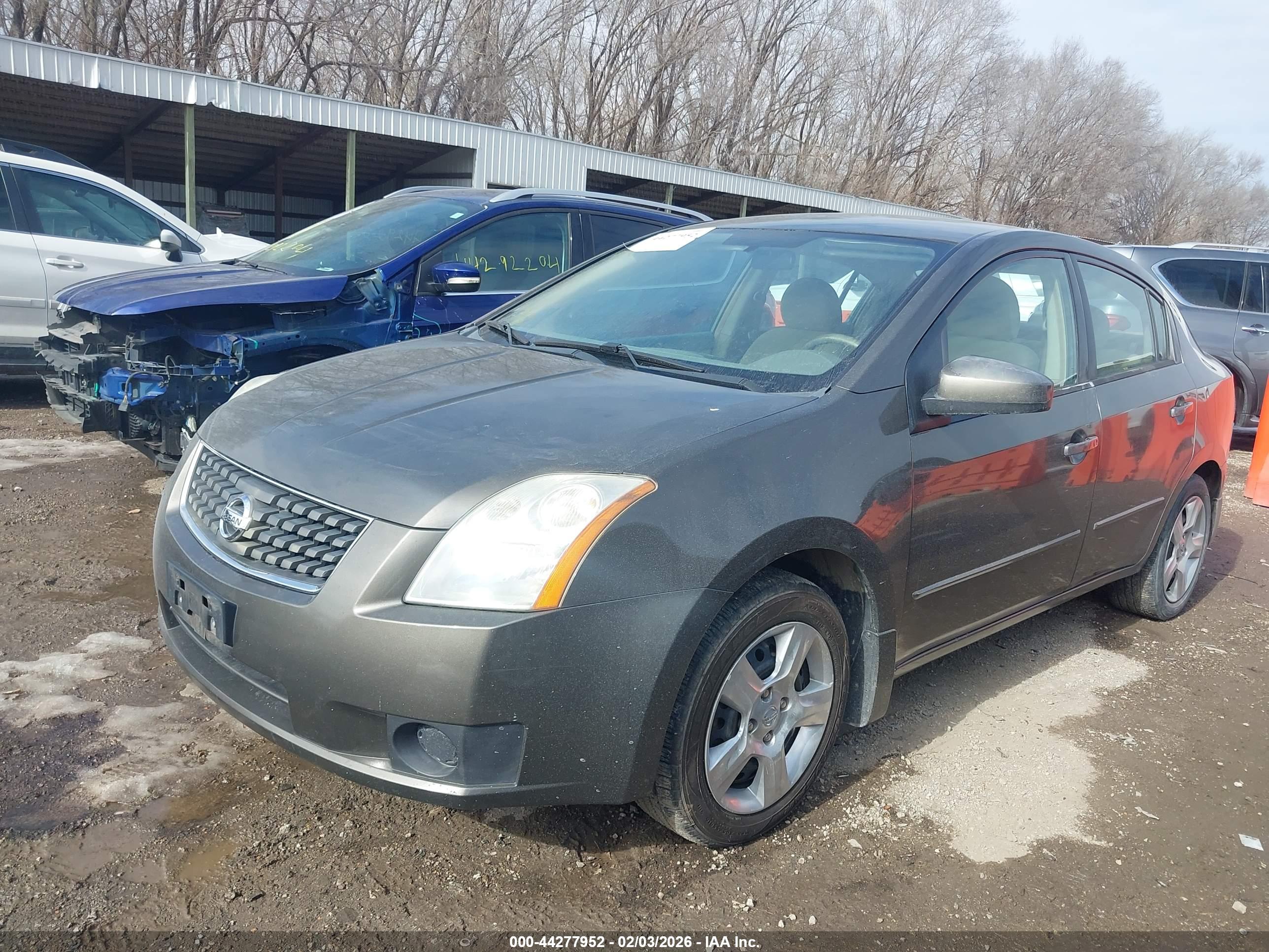 NISSAN SENTRA image 2