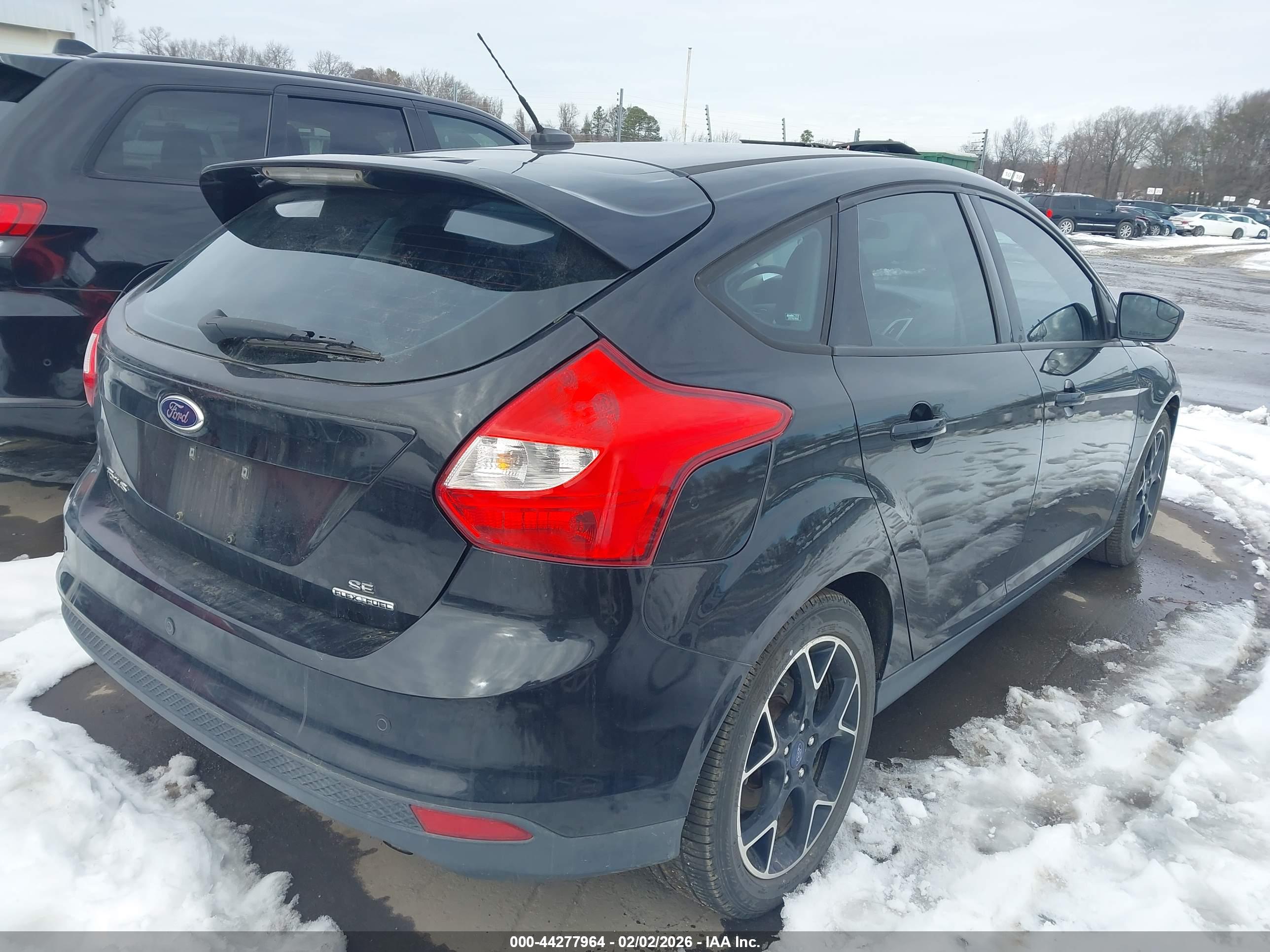 FORD FOCUS image 4