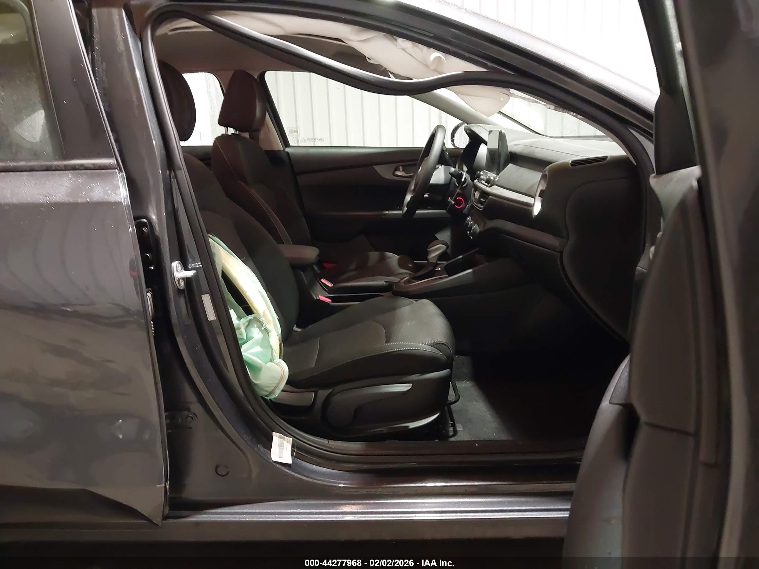 KIA FORTE image 5