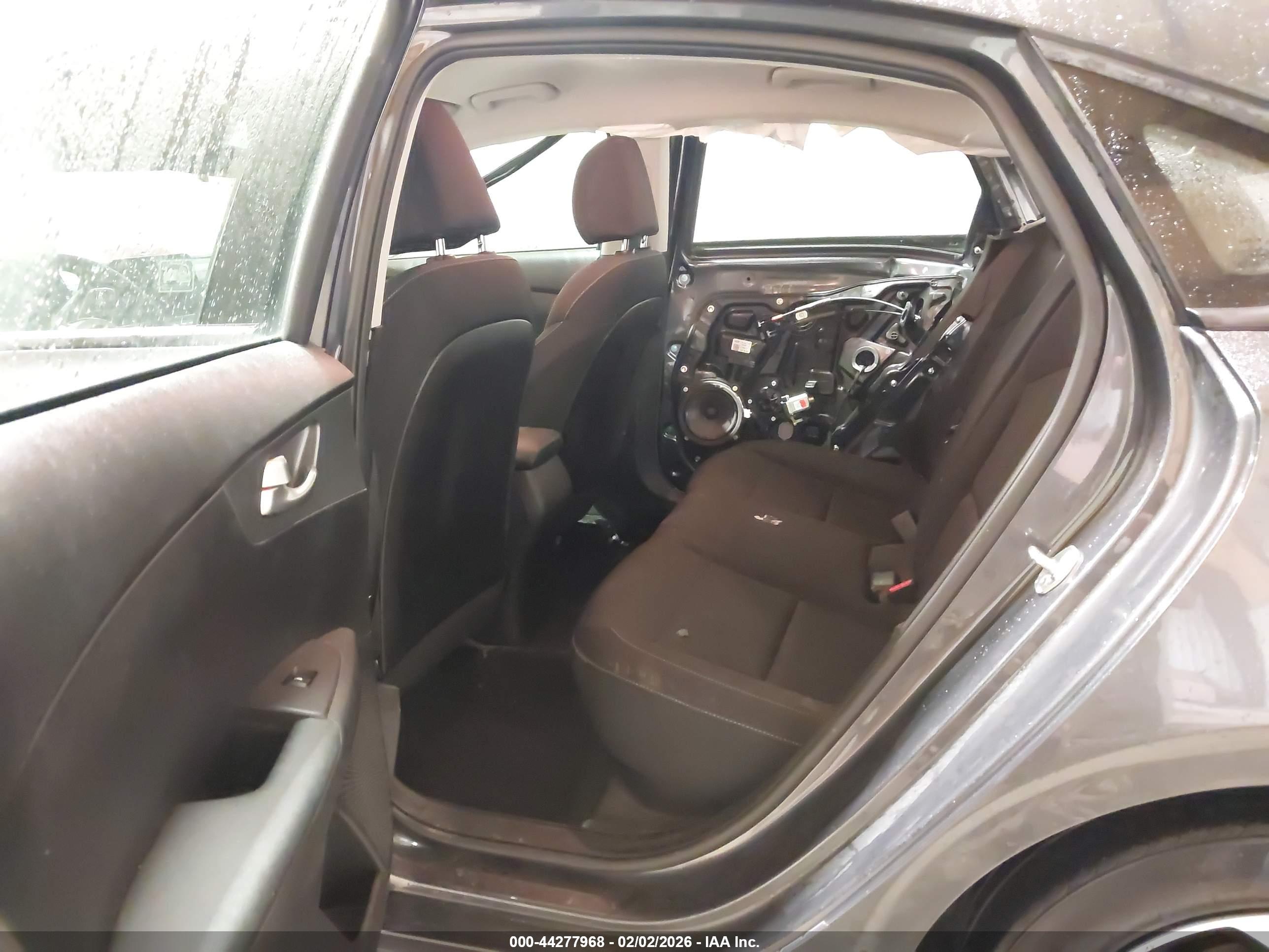 KIA FORTE image 8