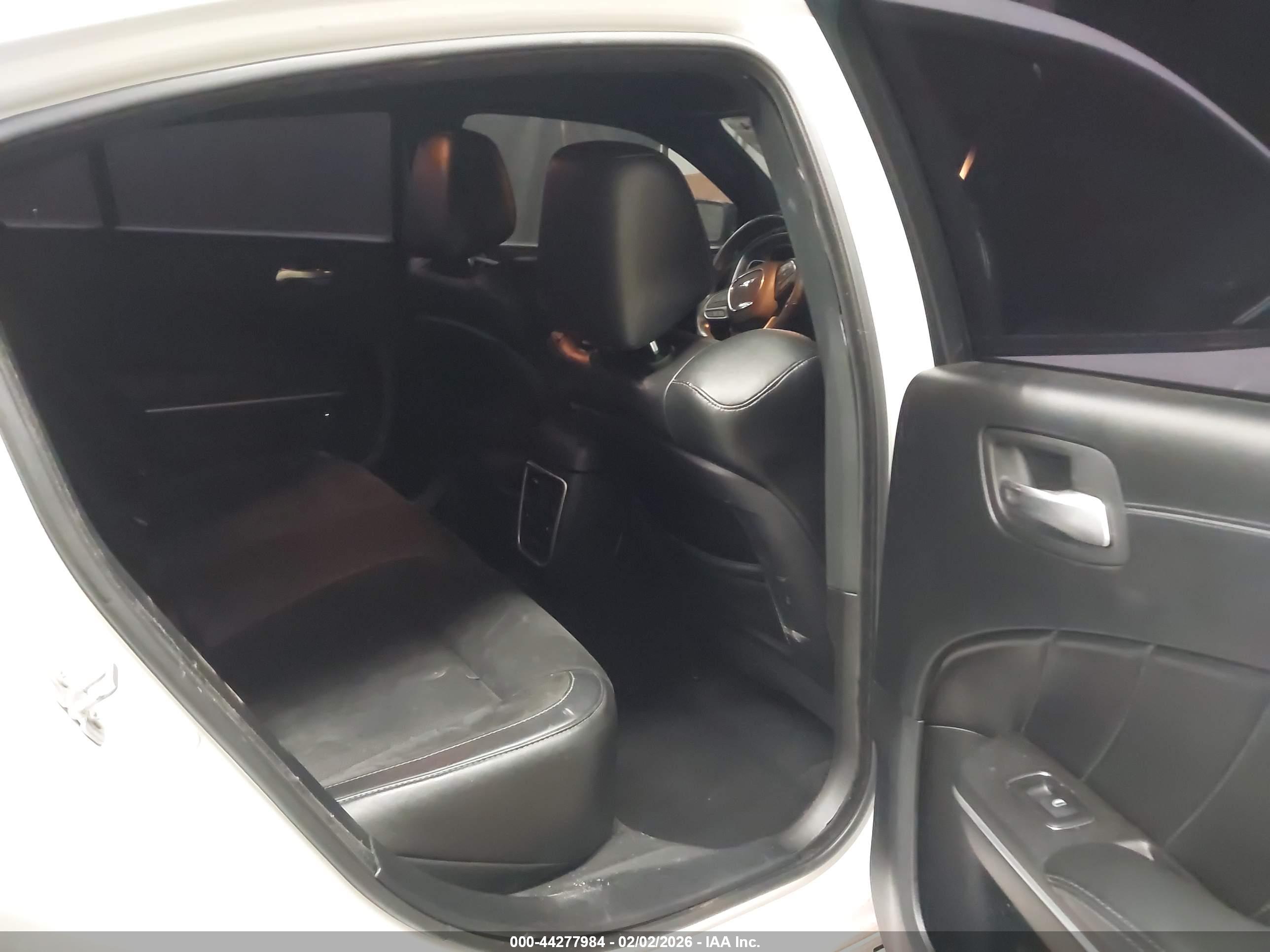 DODGE CHARGER image 8