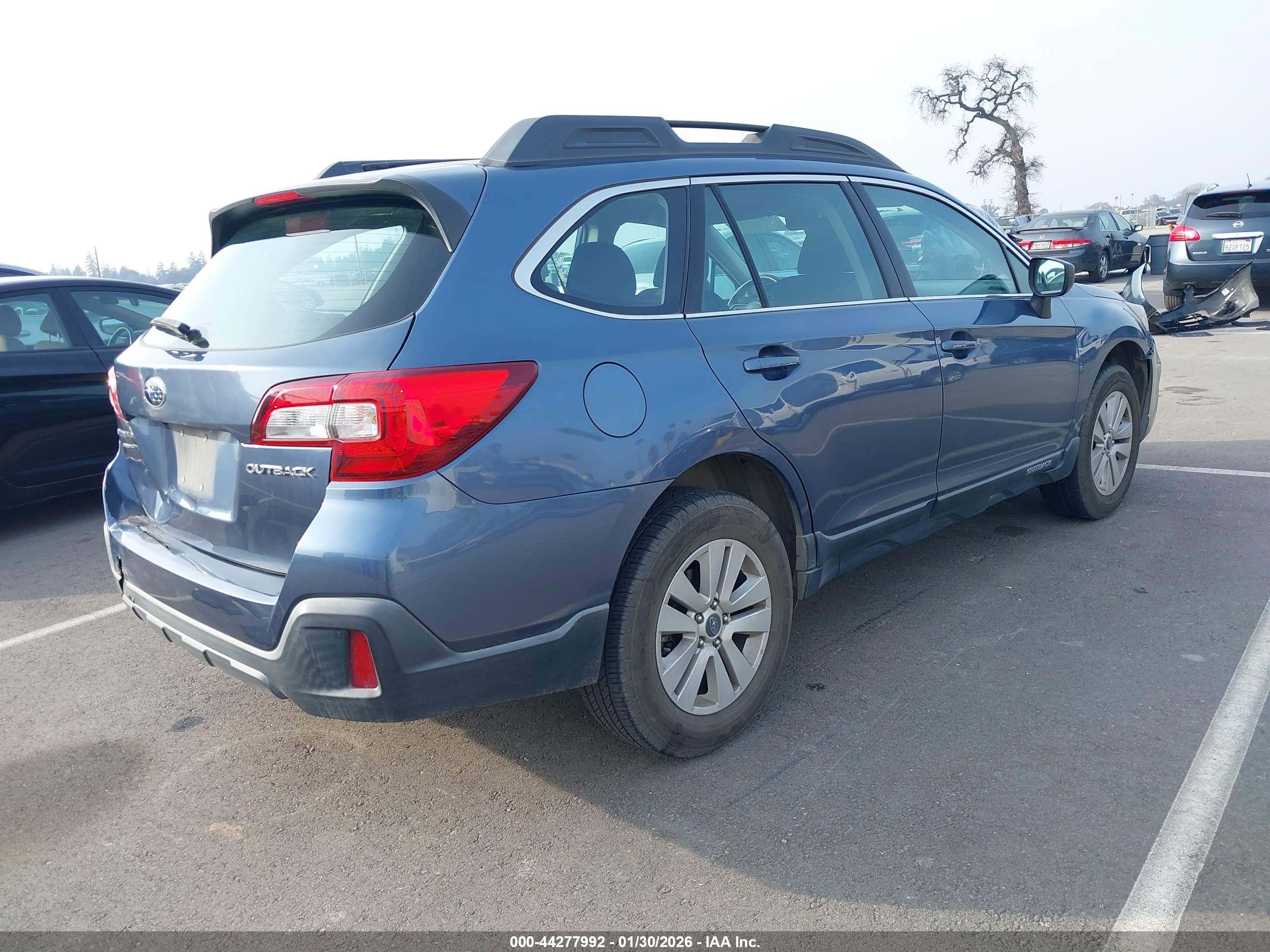 SUBARU OUTBACK image 4
