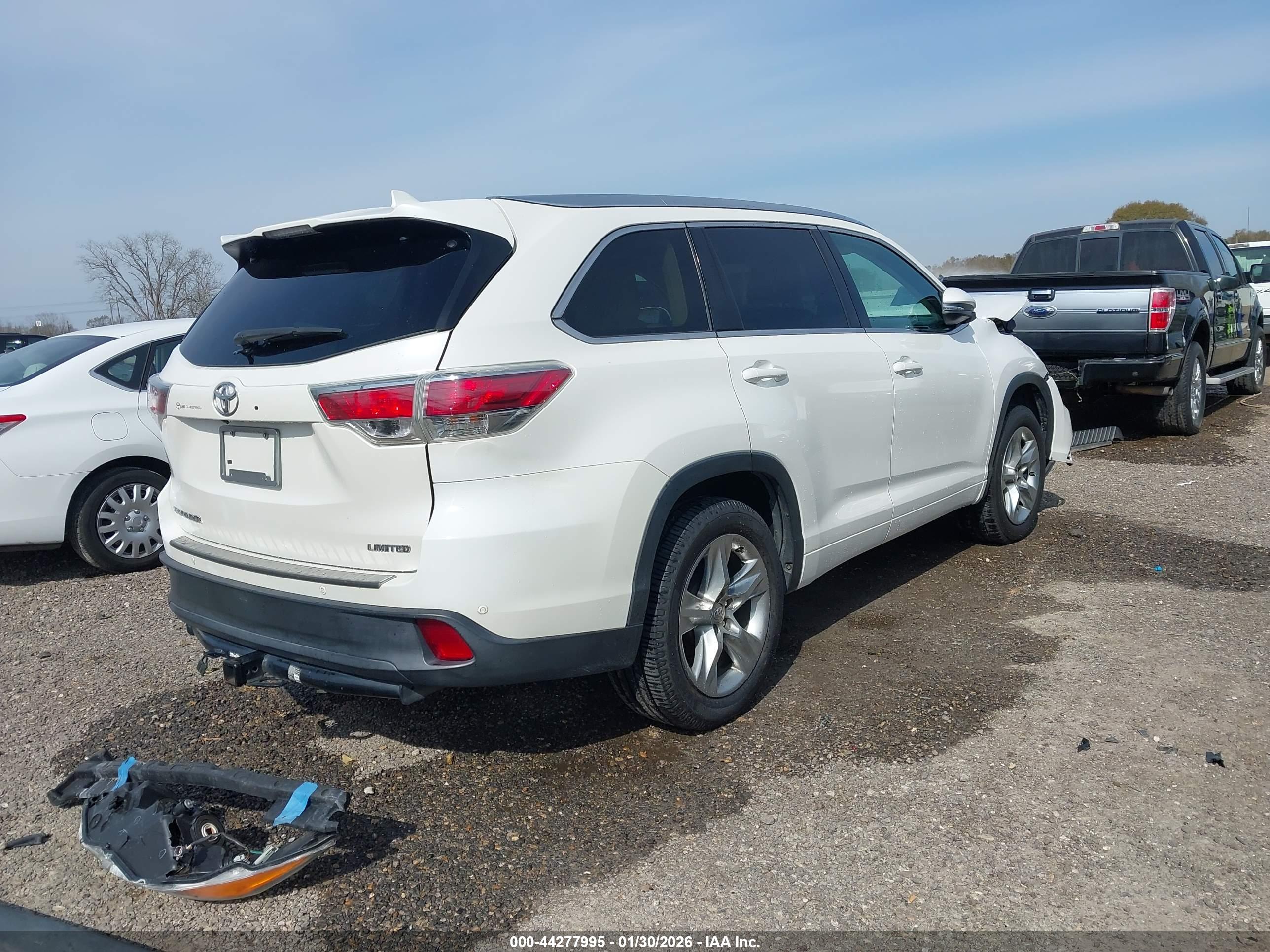 TOYOTA HIGHLANDER image 4