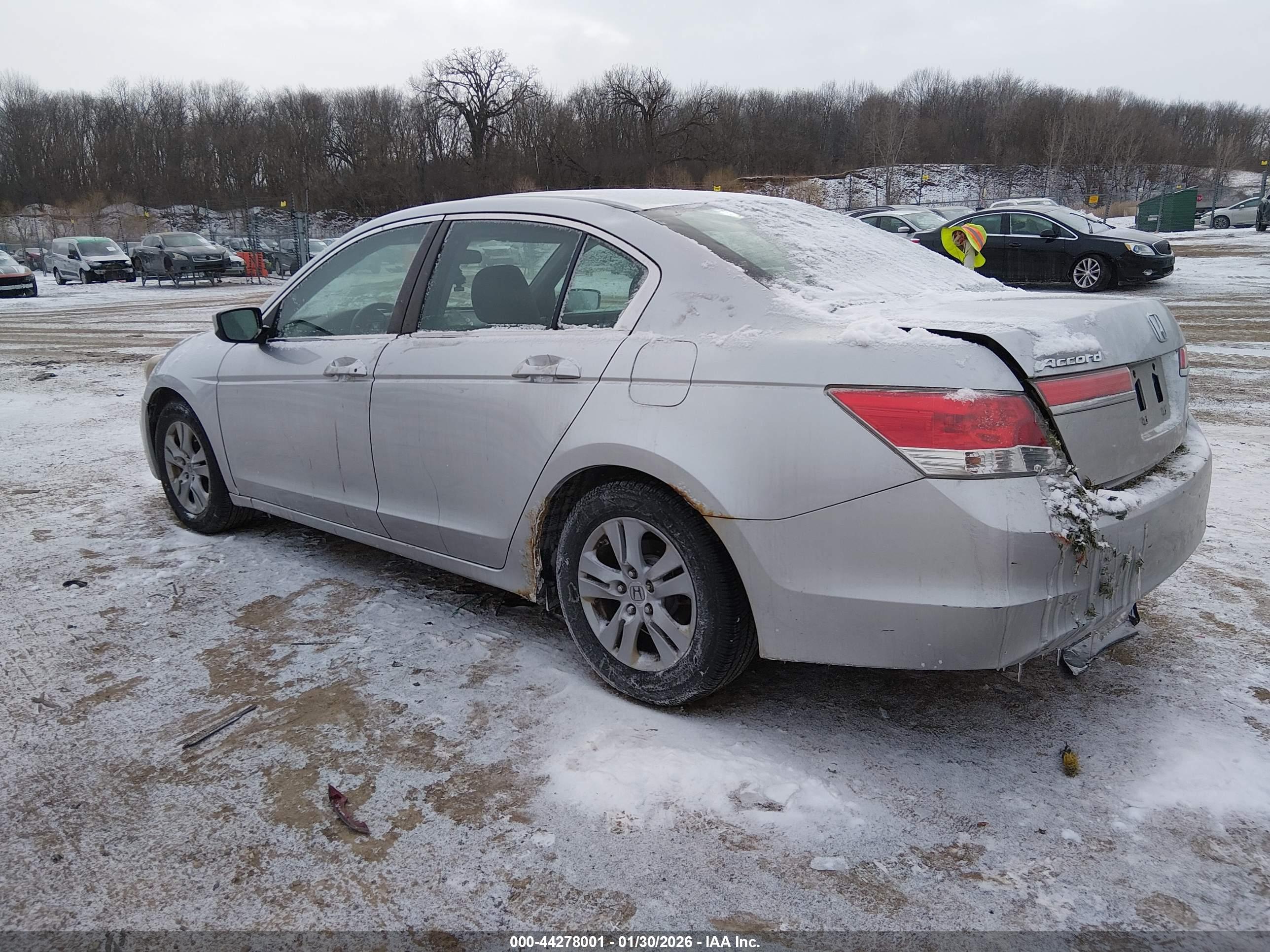 HONDA ACCORD image 3