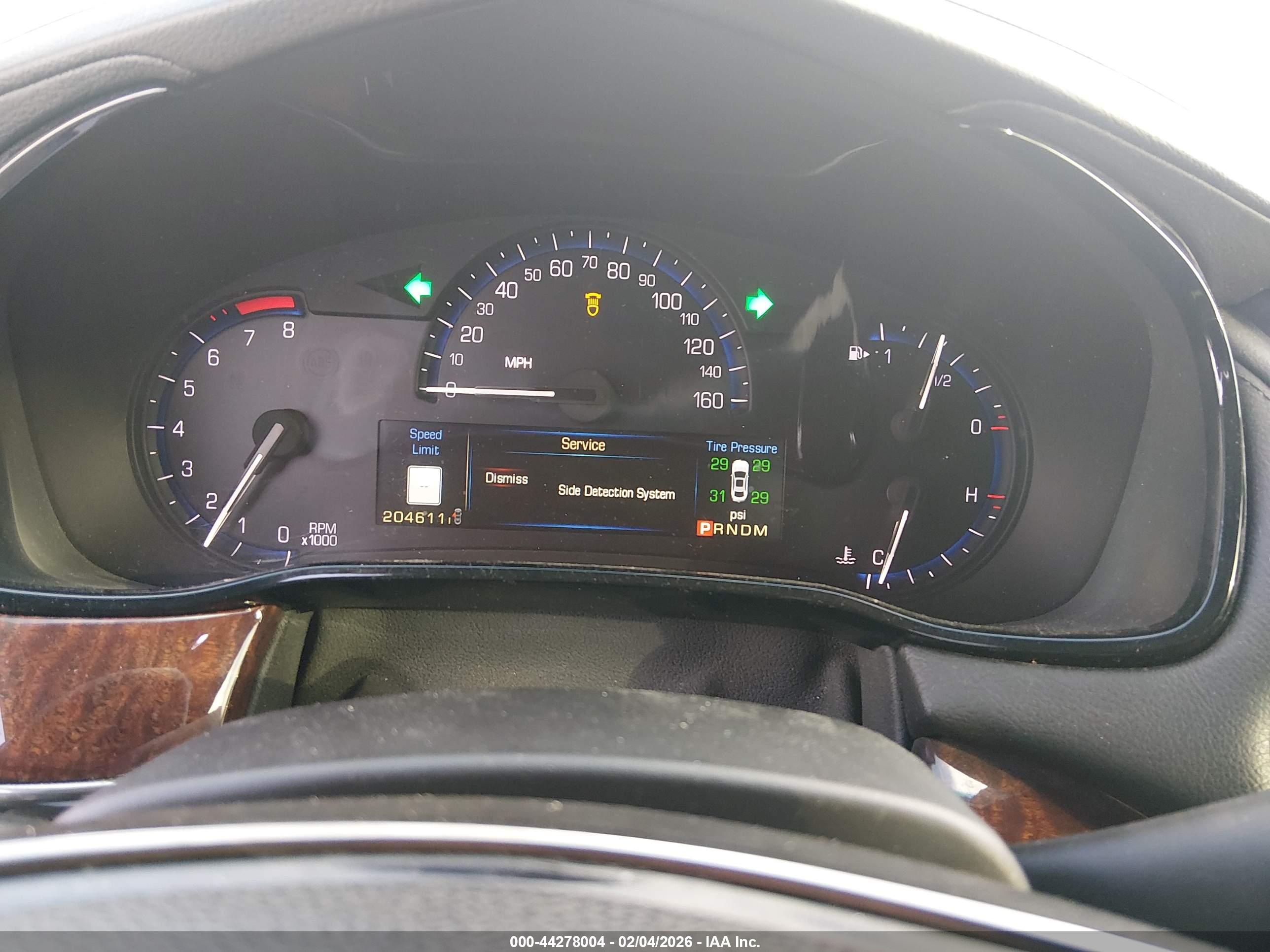 CADILLAC CTS image 7