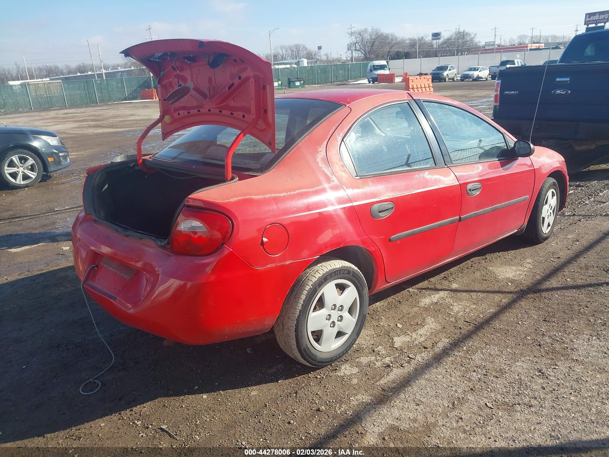 DODGE NEON image 4