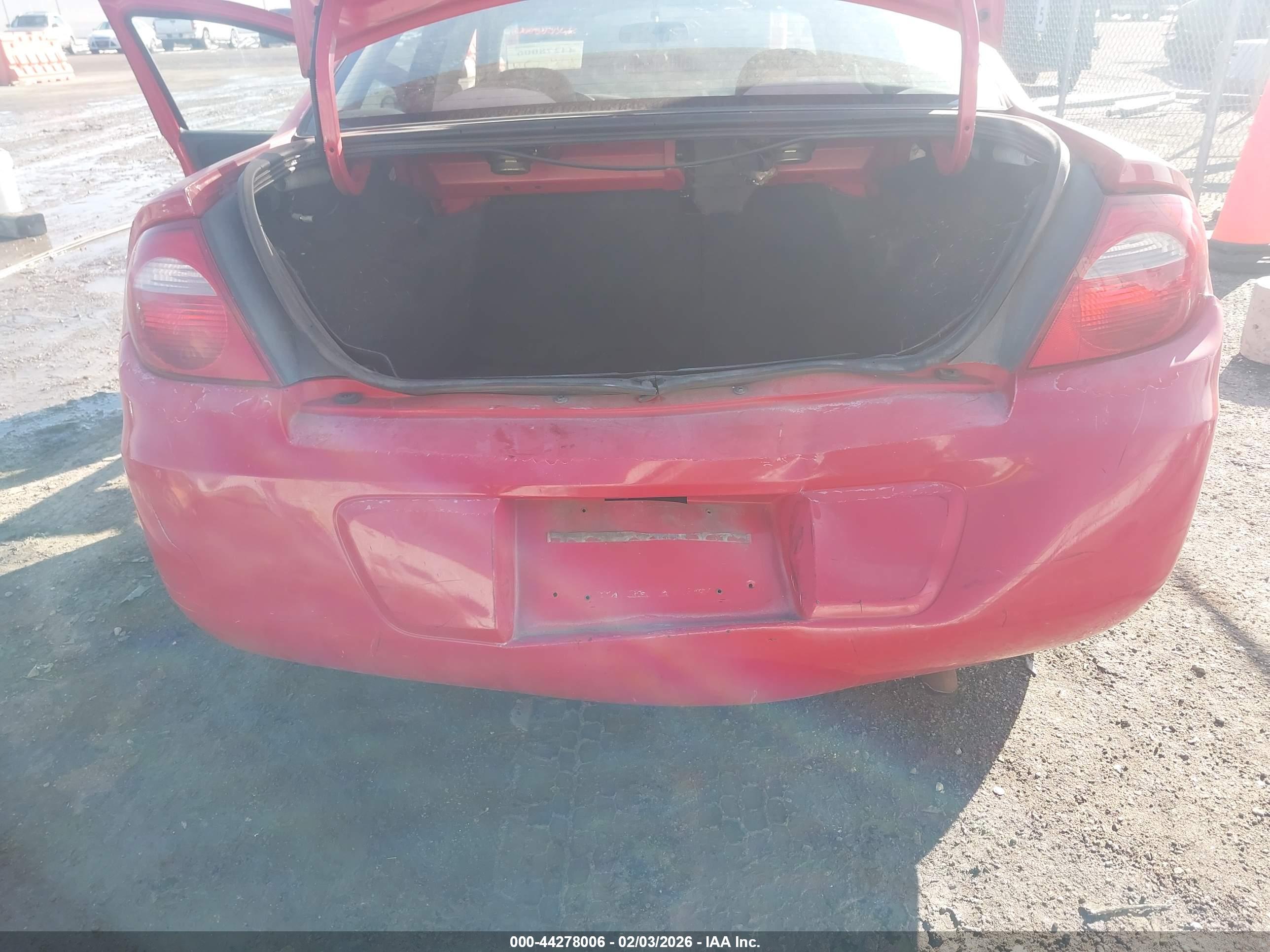 DODGE NEON image 6