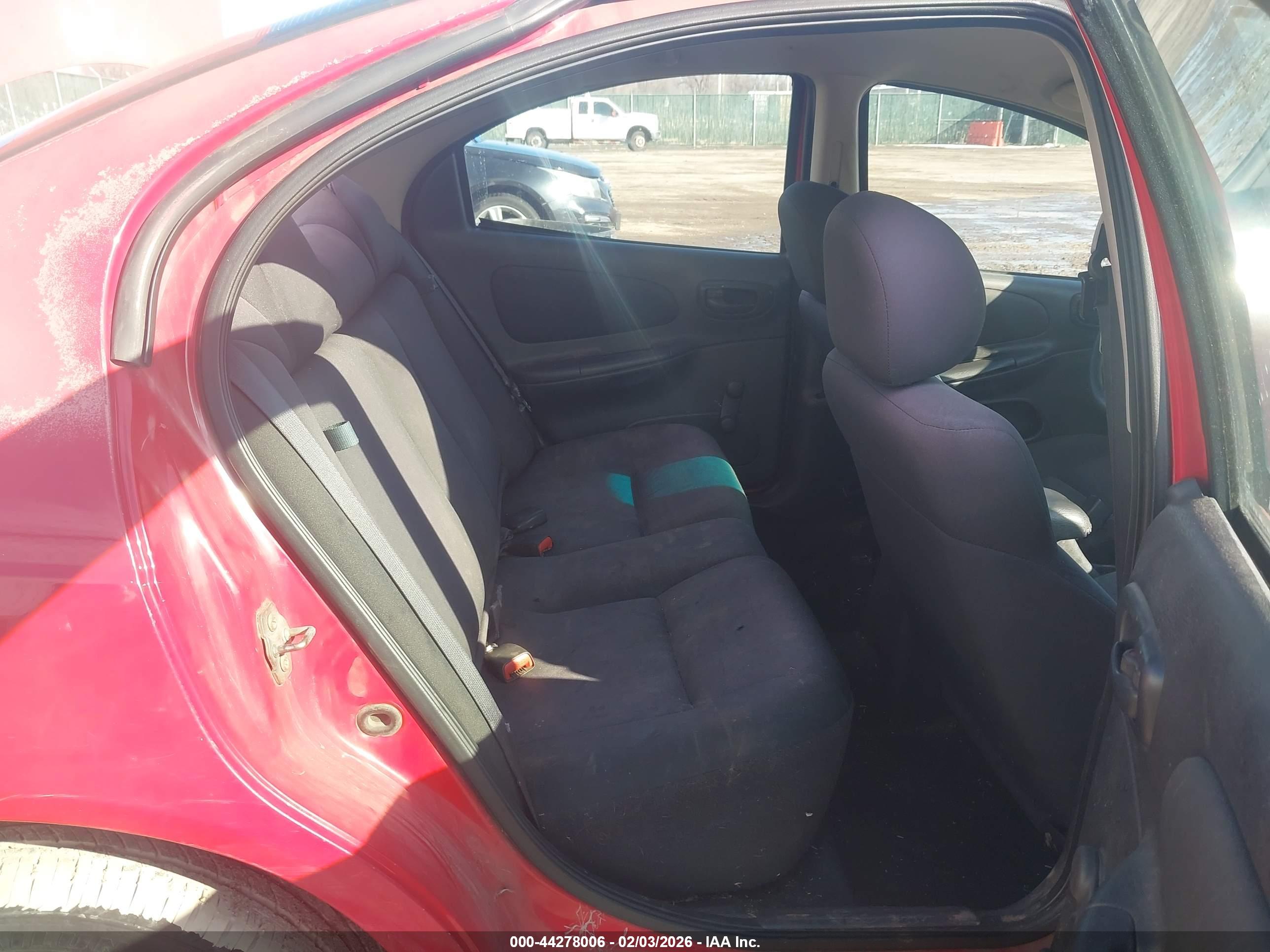 DODGE NEON image 8