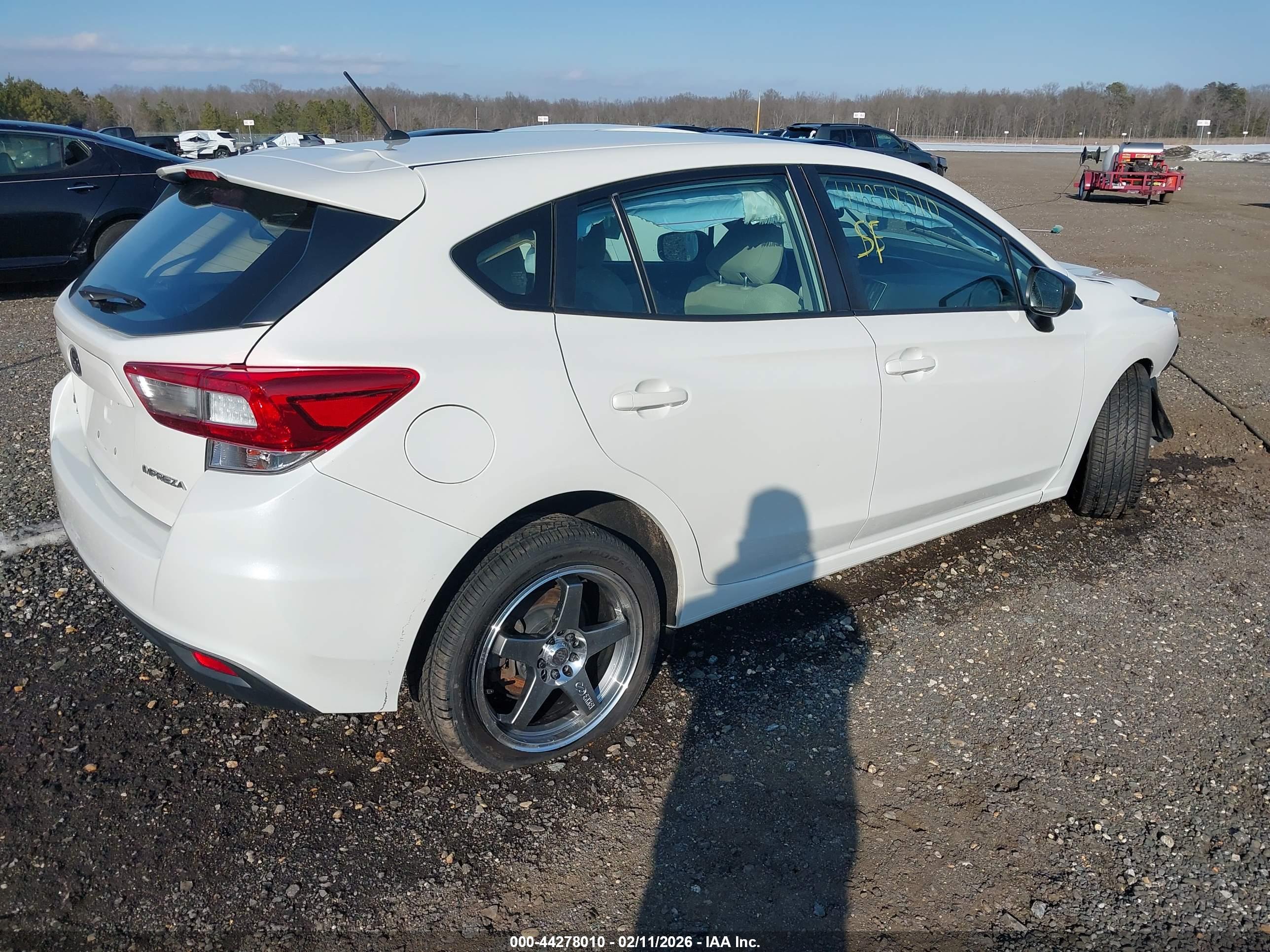 SUBARU IMPREZA image 4
