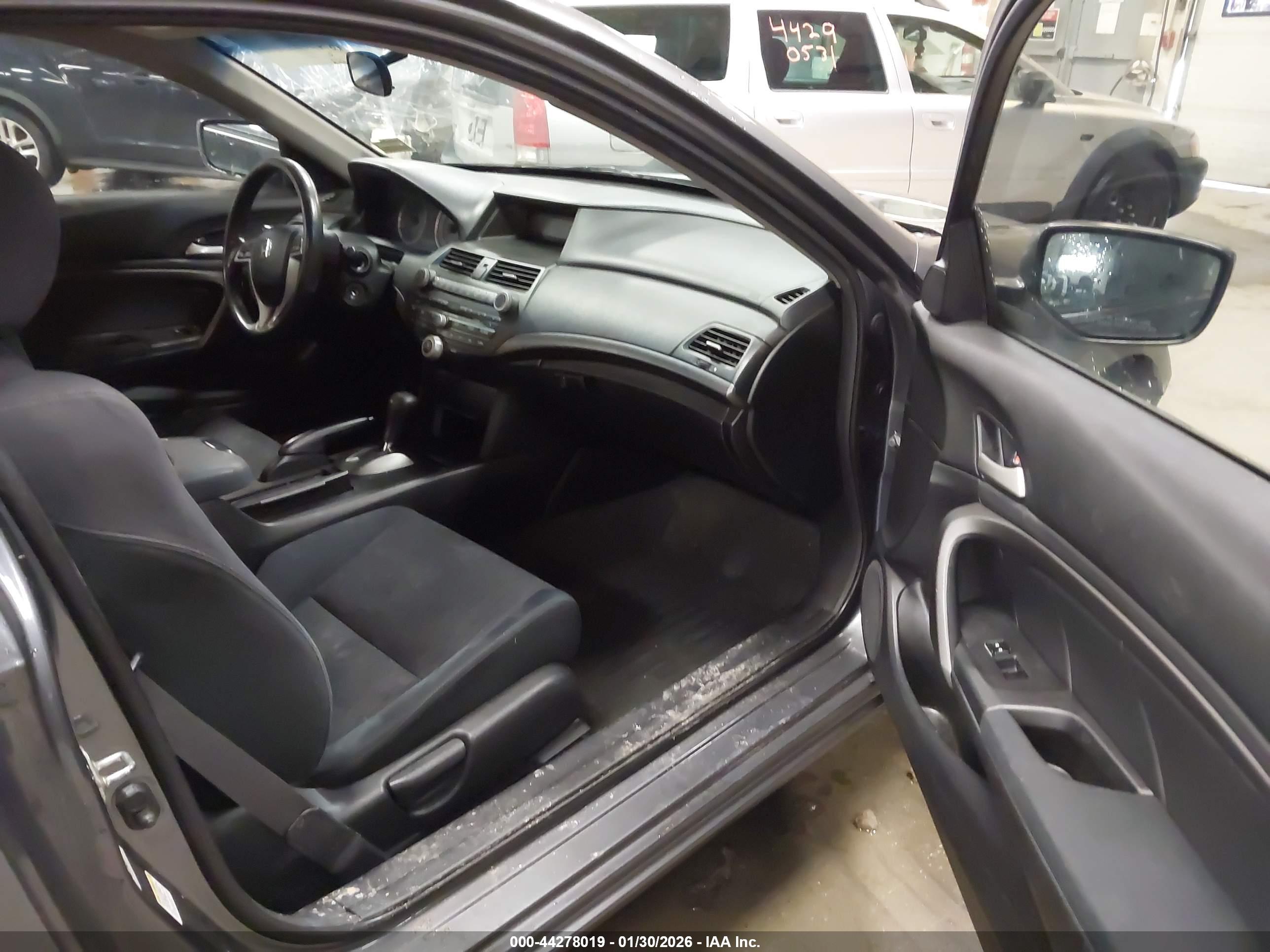 HONDA ACCORD image 5