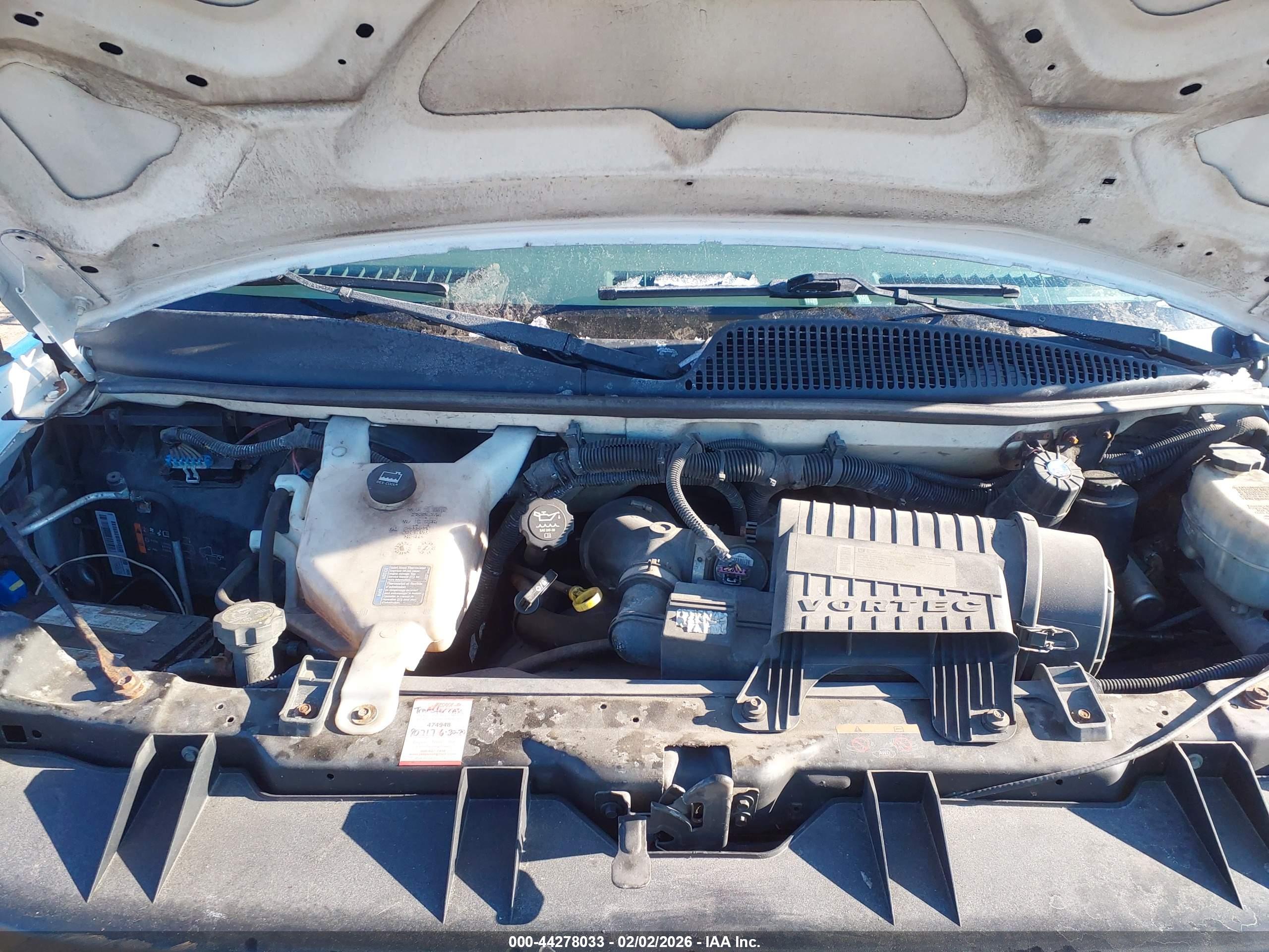 CHEVROLET EXPRESS image 10