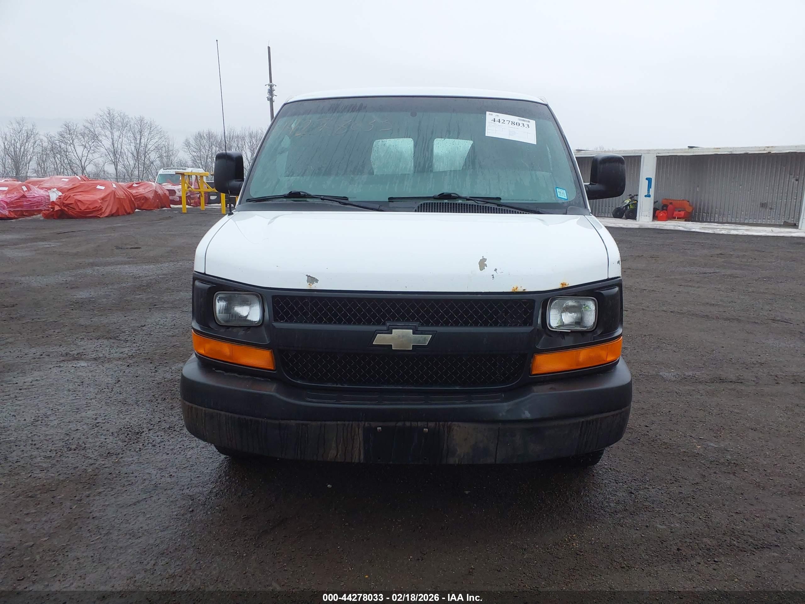 CHEVROLET EXPRESS image 6