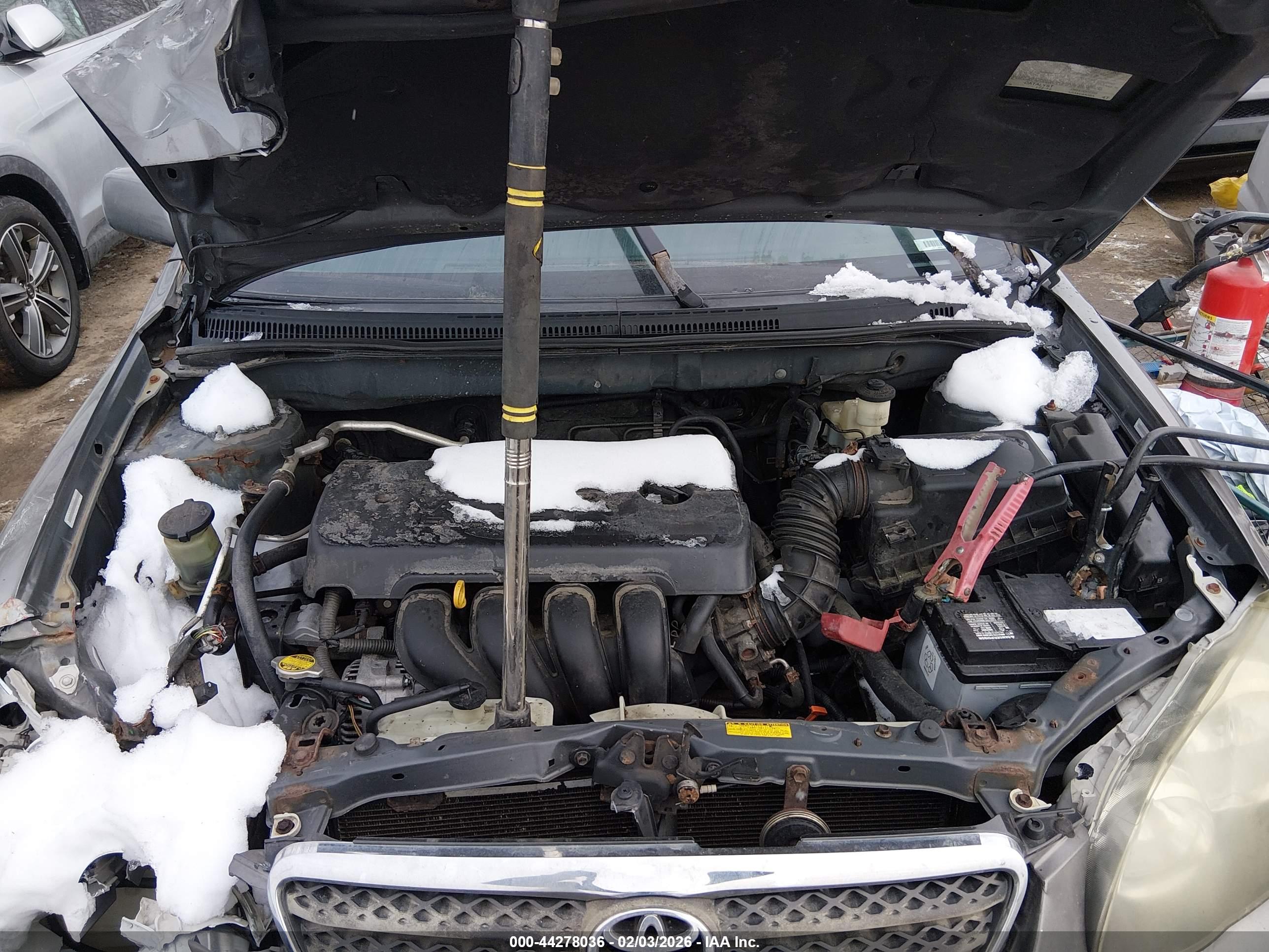 TOYOTA COROLLA image 10