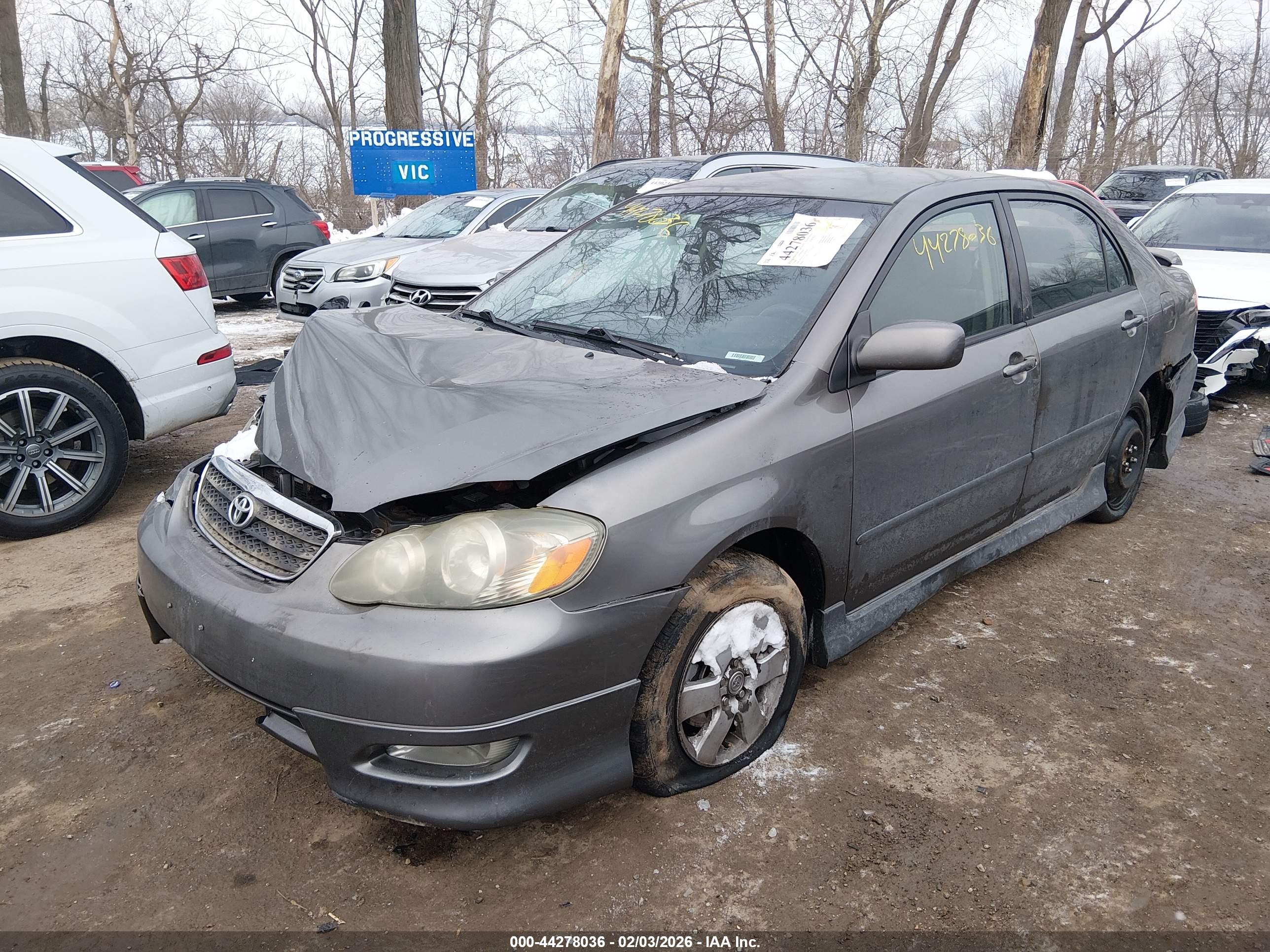 TOYOTA COROLLA image 2
