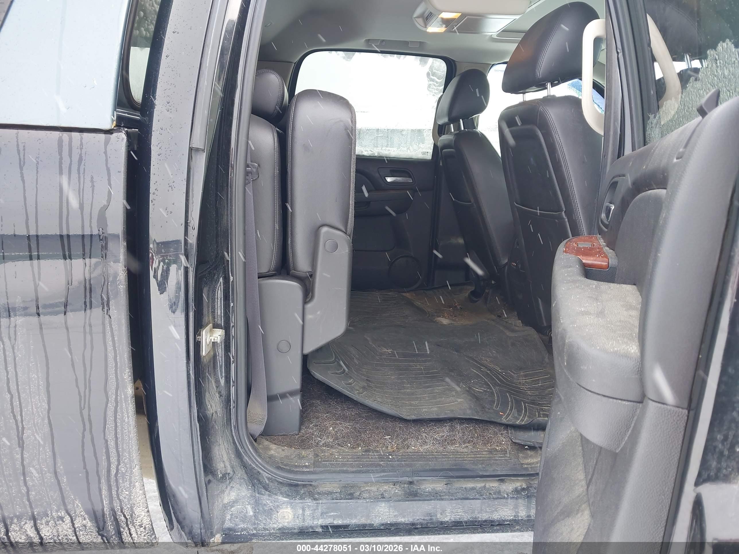 GMC SIERRA image 8