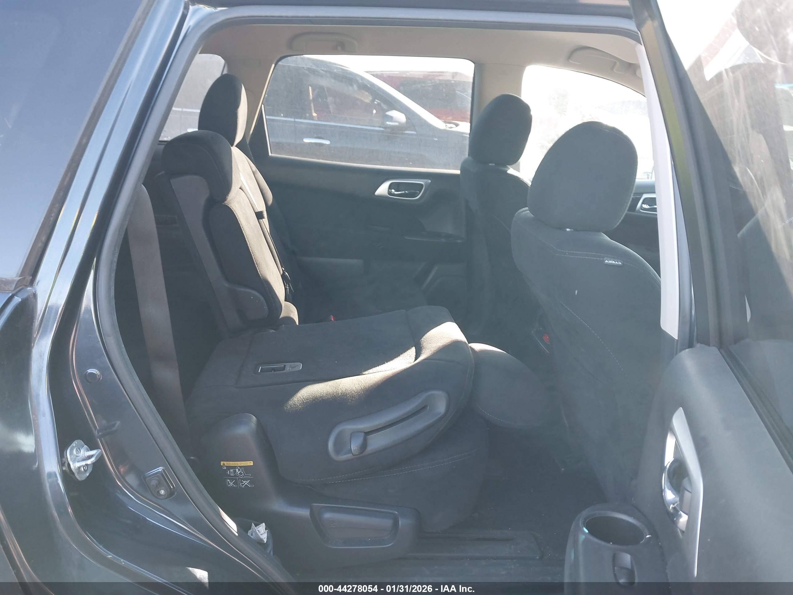 NISSAN PATHFINDER image 8