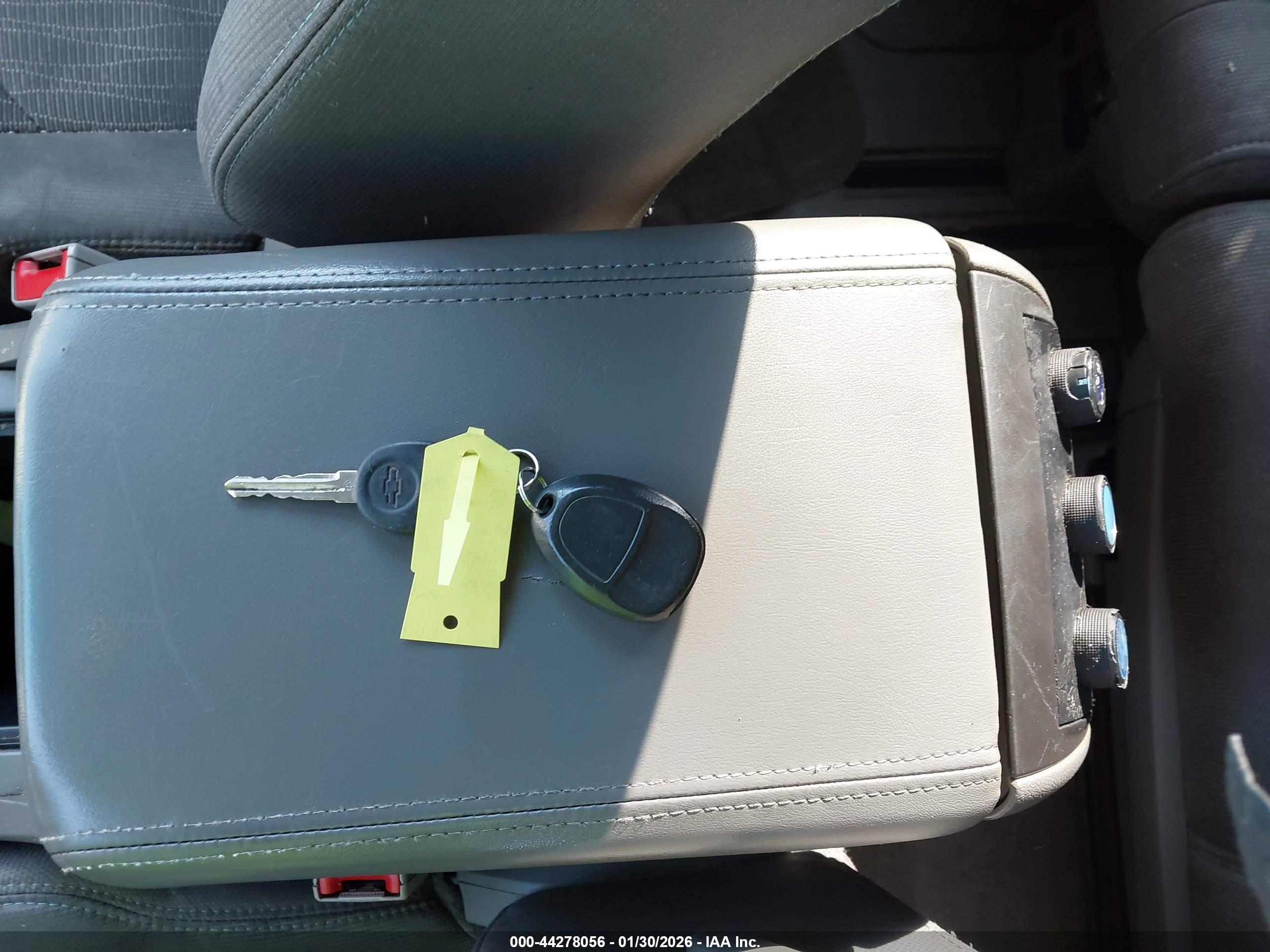 CHEVROLET TRAVERSE image 11