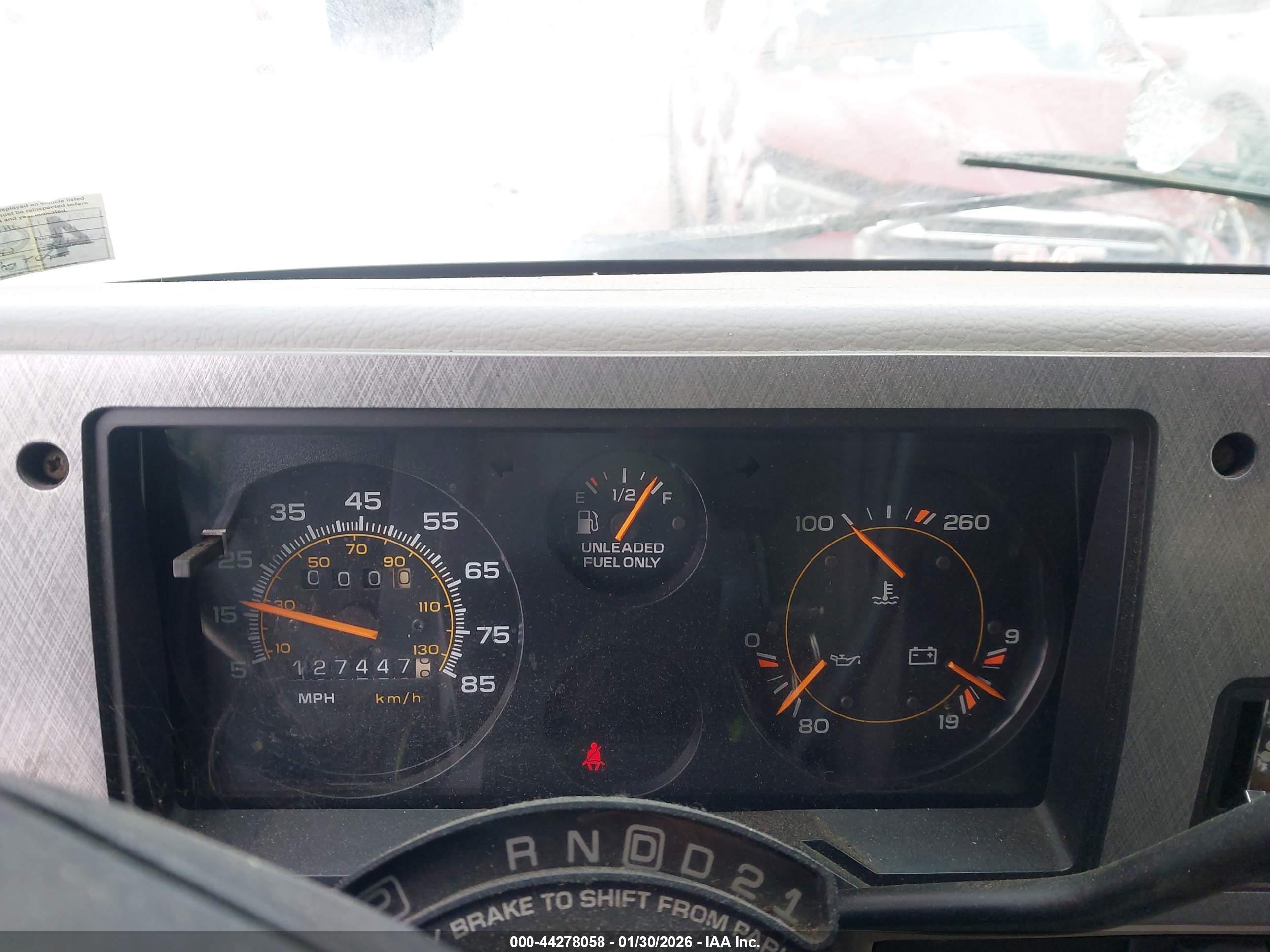CHEVROLET G20 image 7
