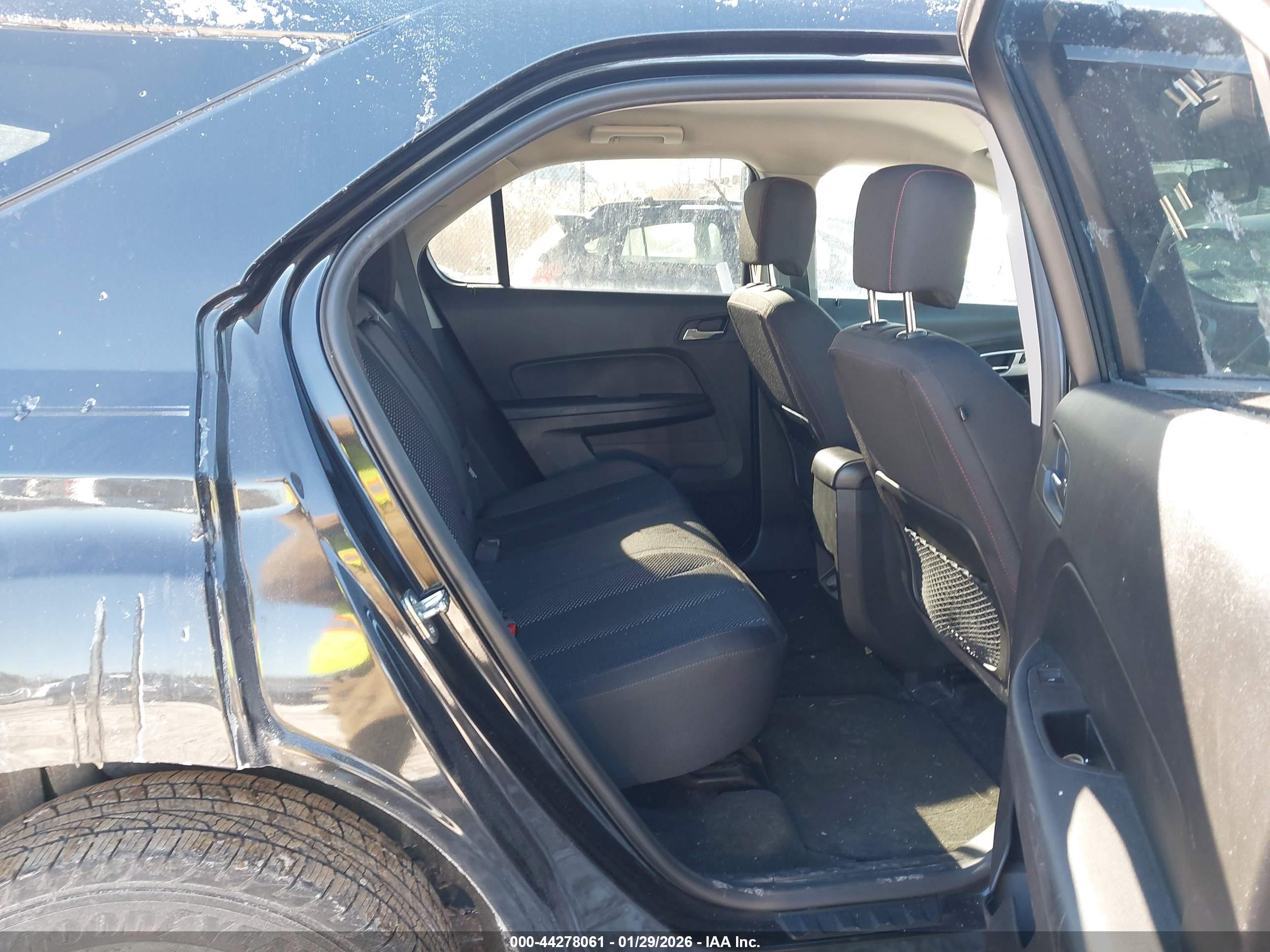 CHEVROLET EQUINOX image 8