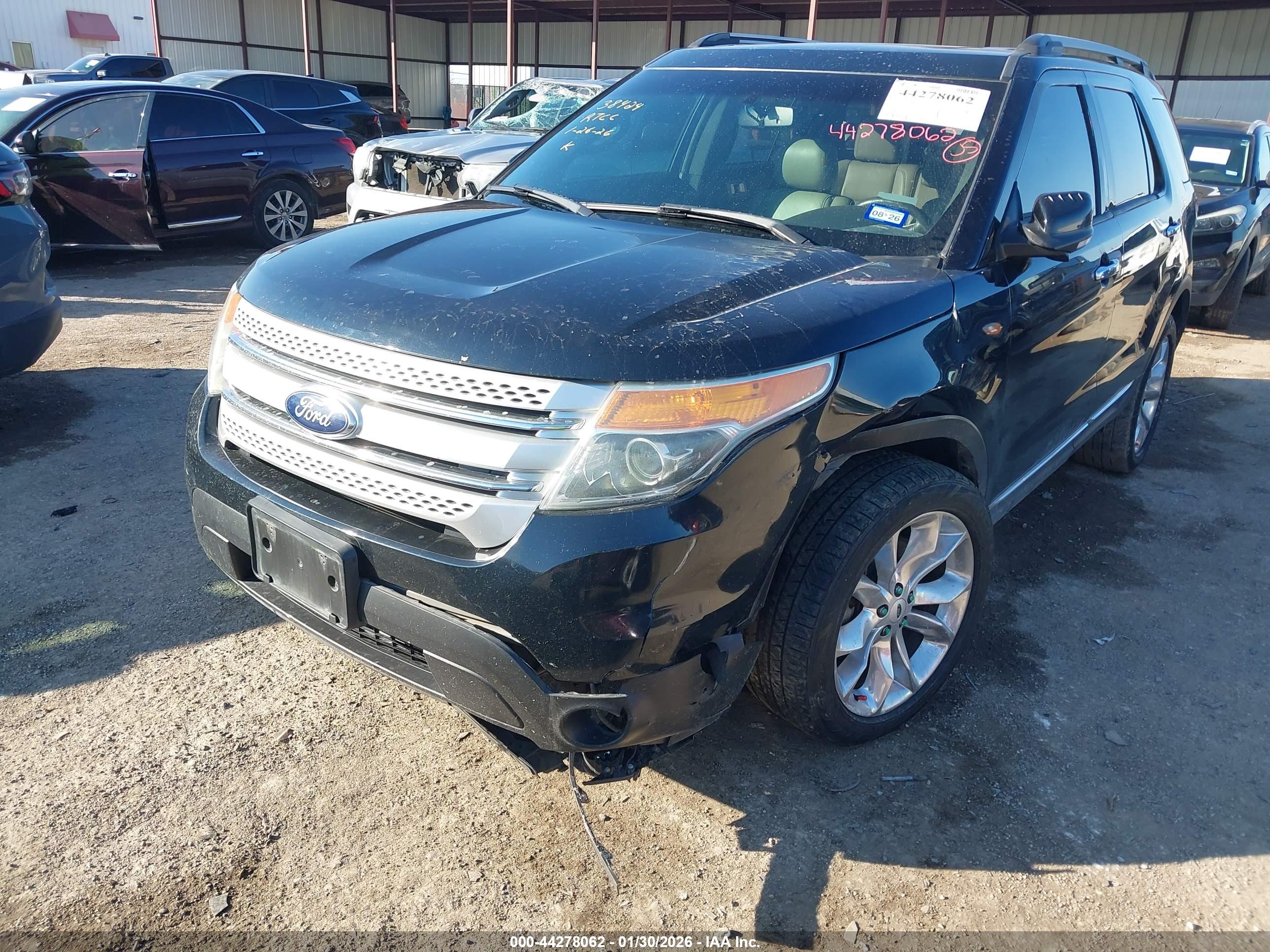 FORD EXPLORER image 6