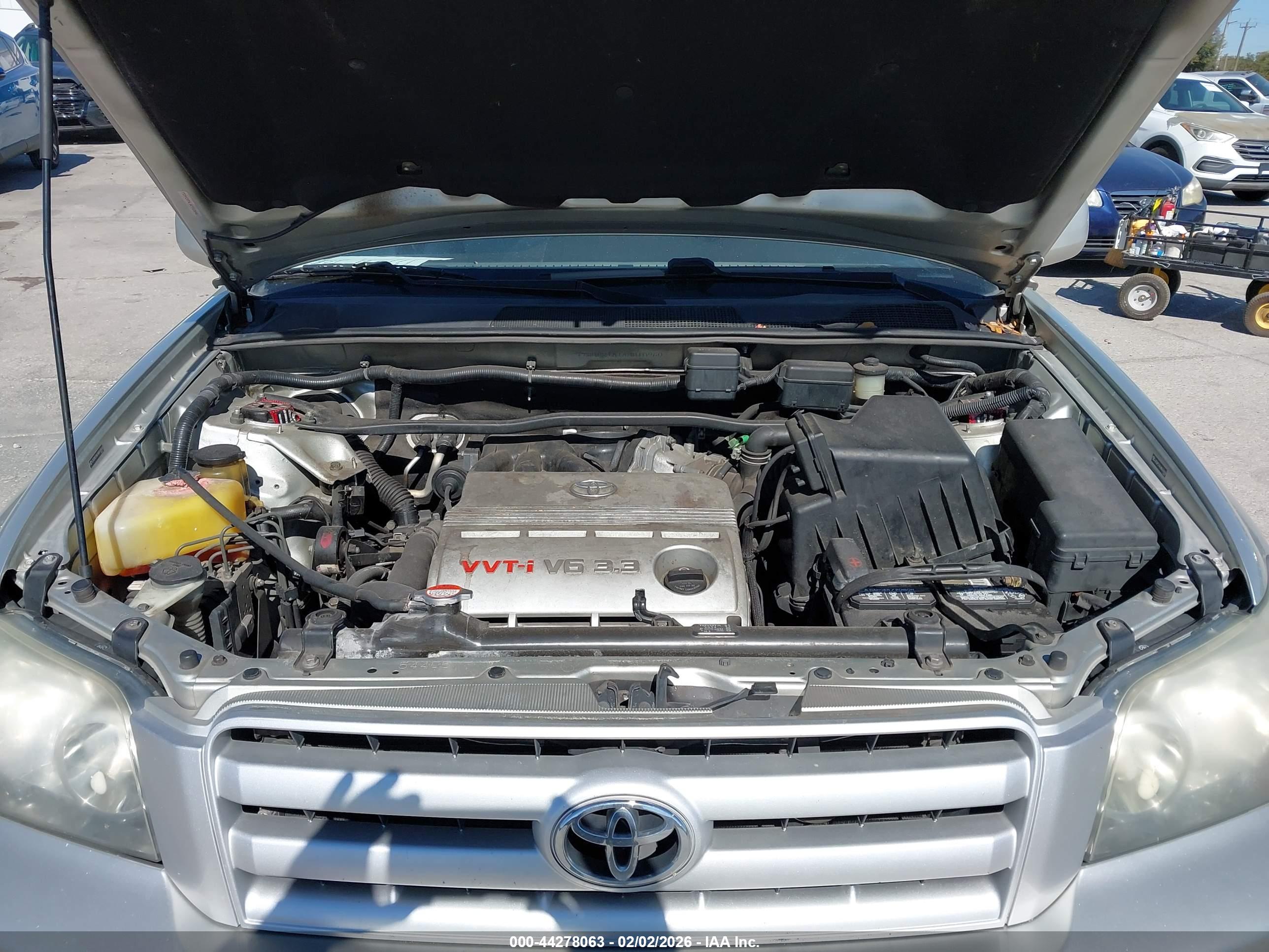 TOYOTA HIGHLANDER image 10