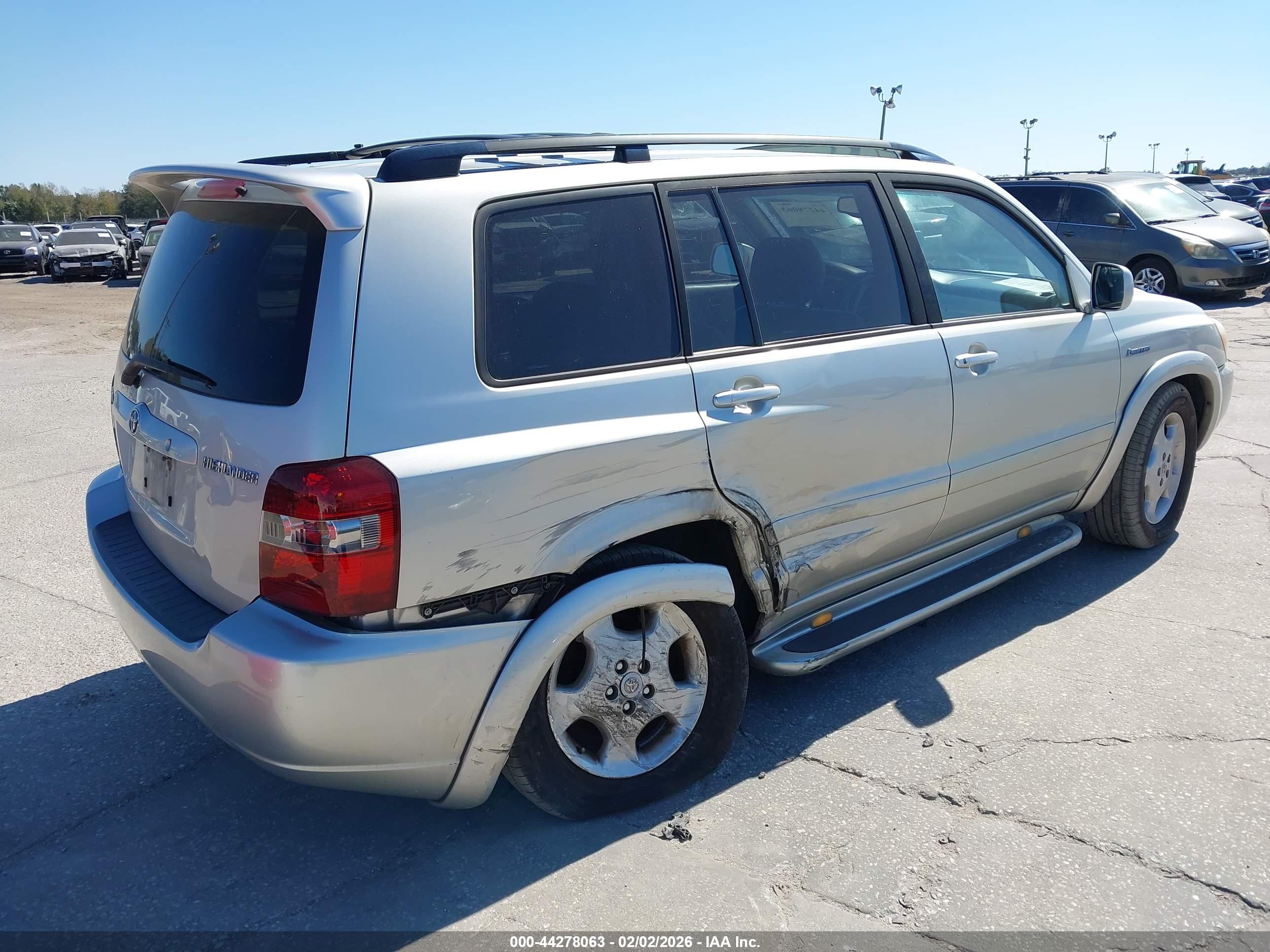 TOYOTA HIGHLANDER image 4