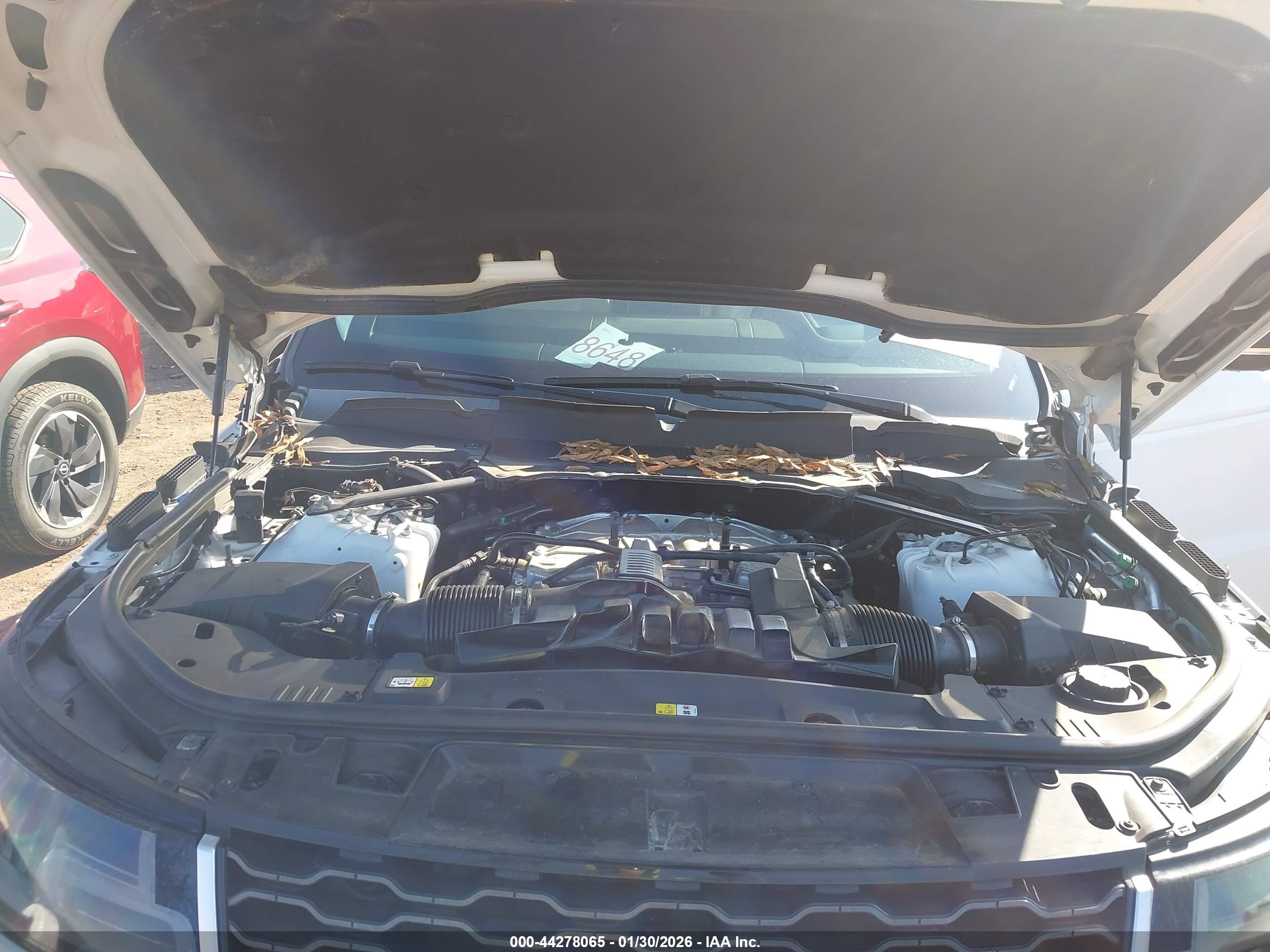 LAND ROVER image 10
