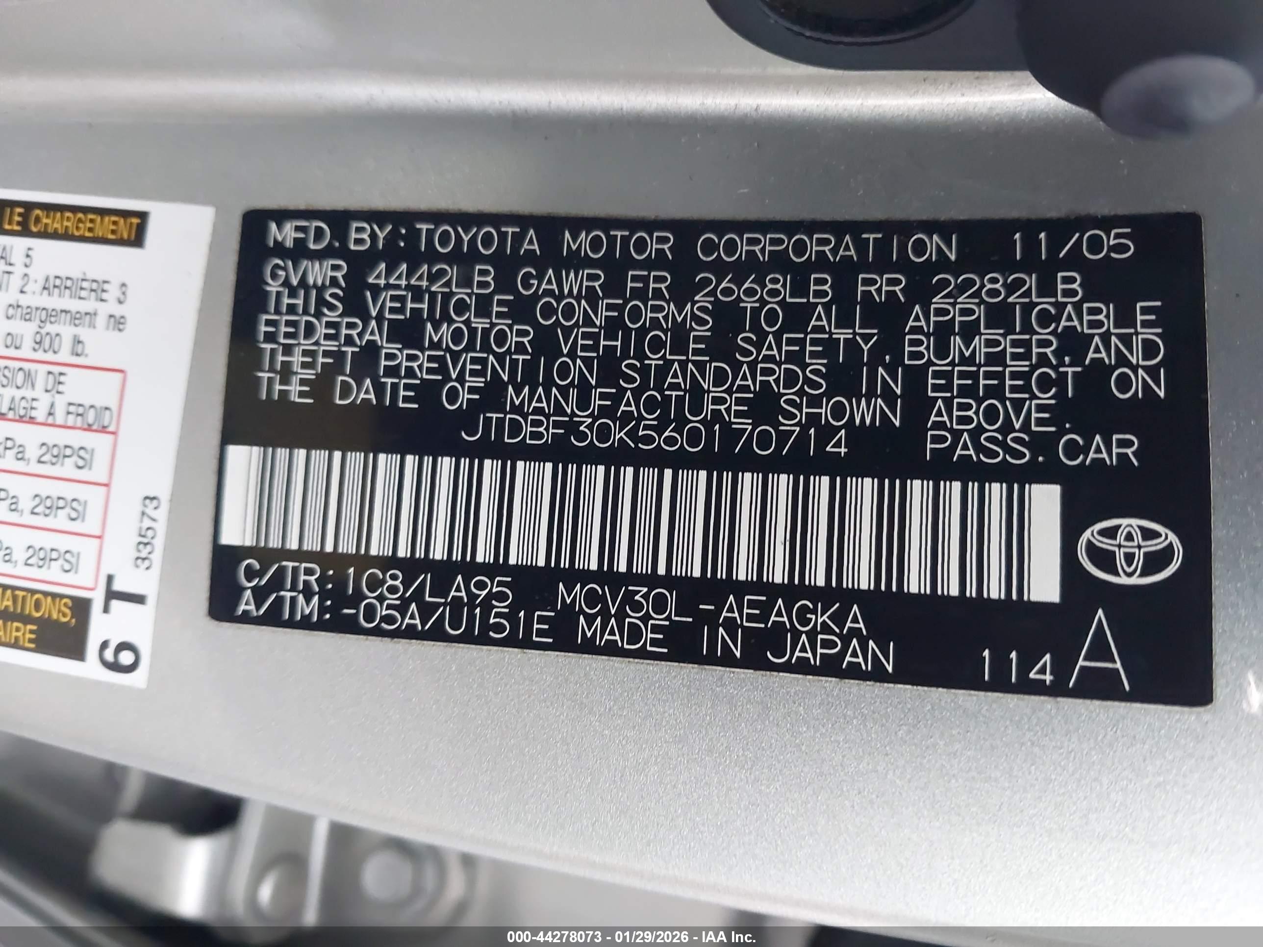 TOYOTA CAMRY image 9