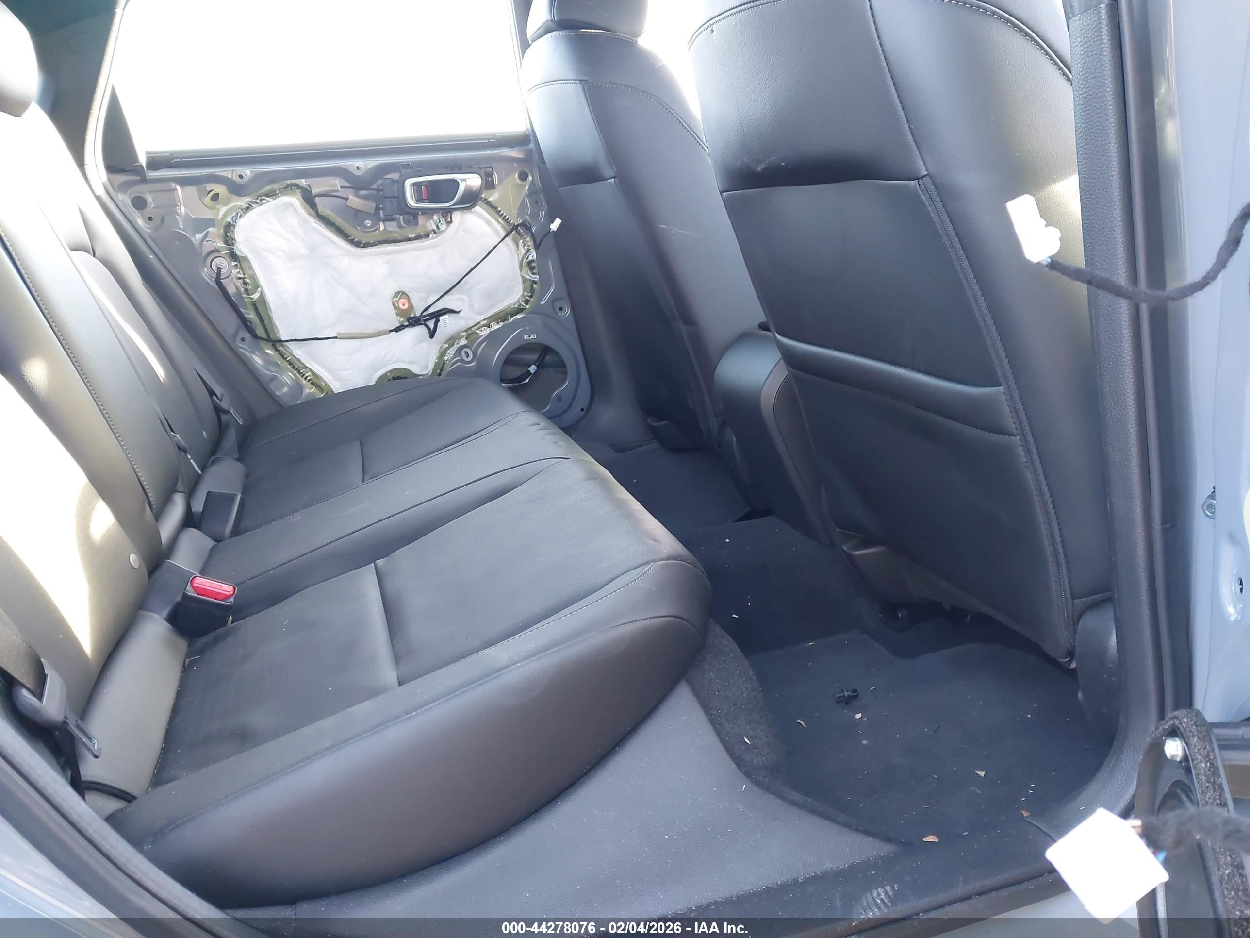 HONDA CIVIC image 8