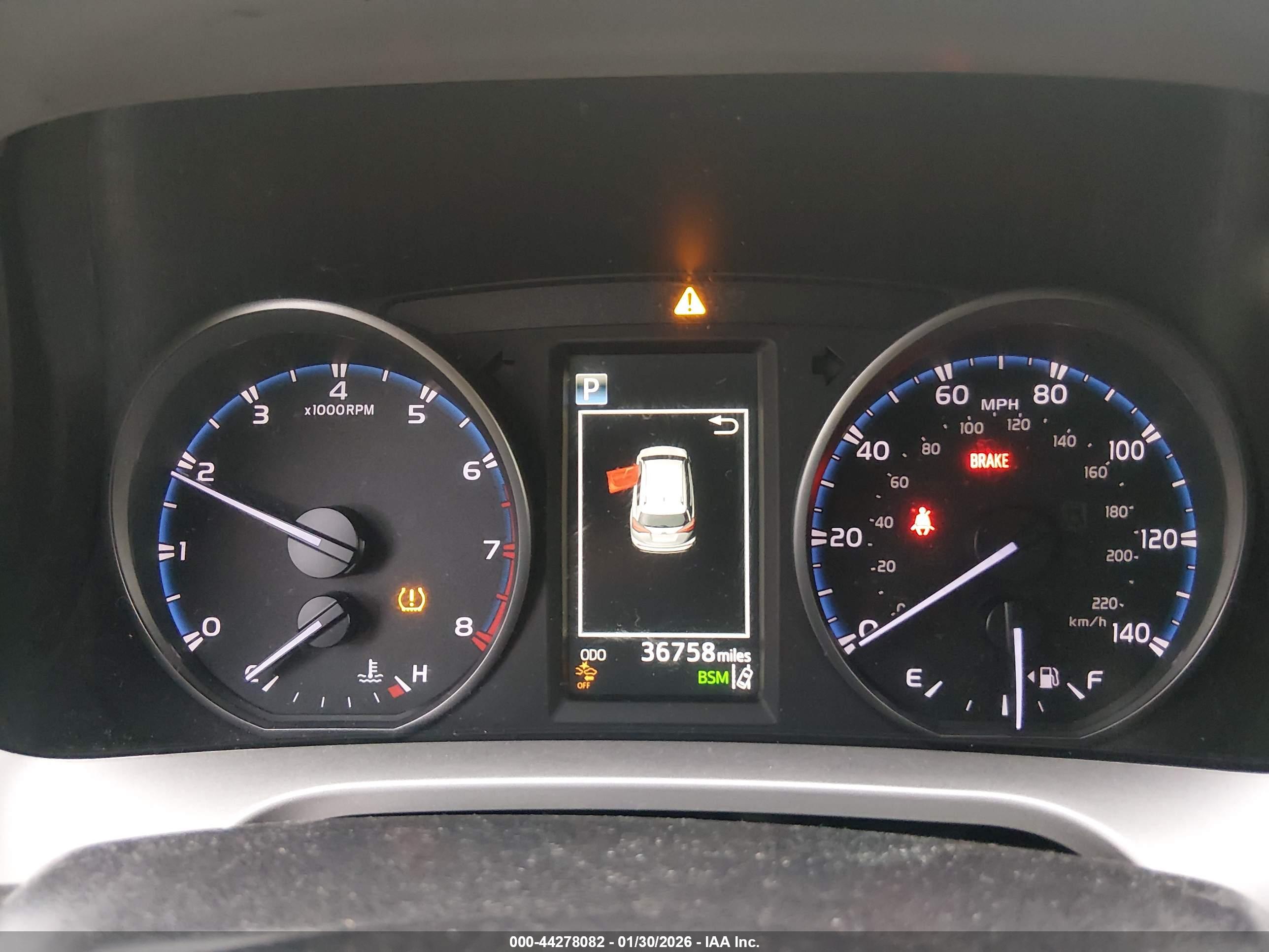 TOYOTA RAV4 image 7