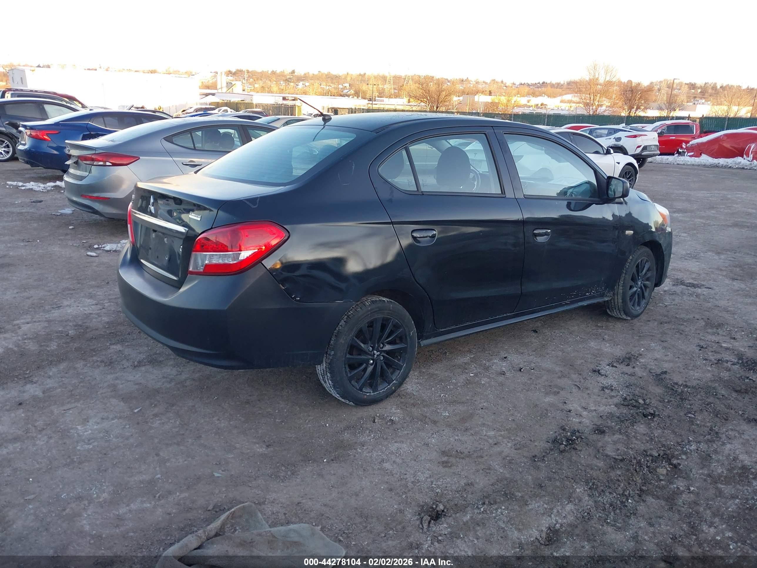 MITSUBISHI MIRAGE image 4