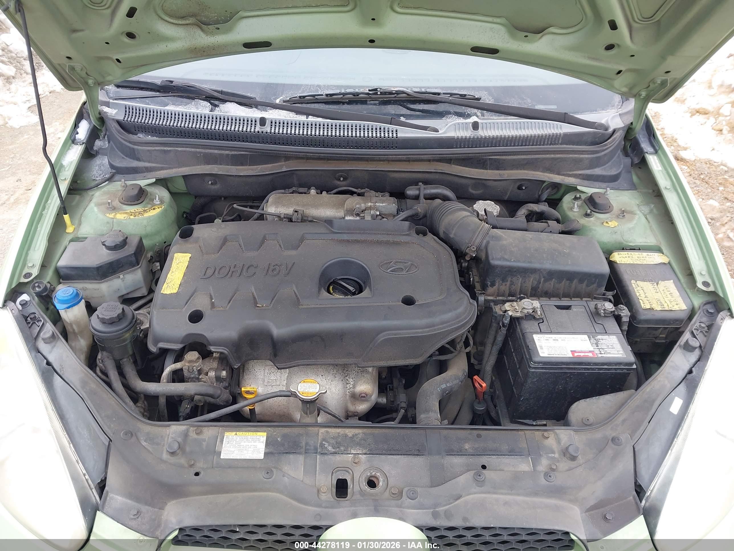 HYUNDAI ACCENT image 10