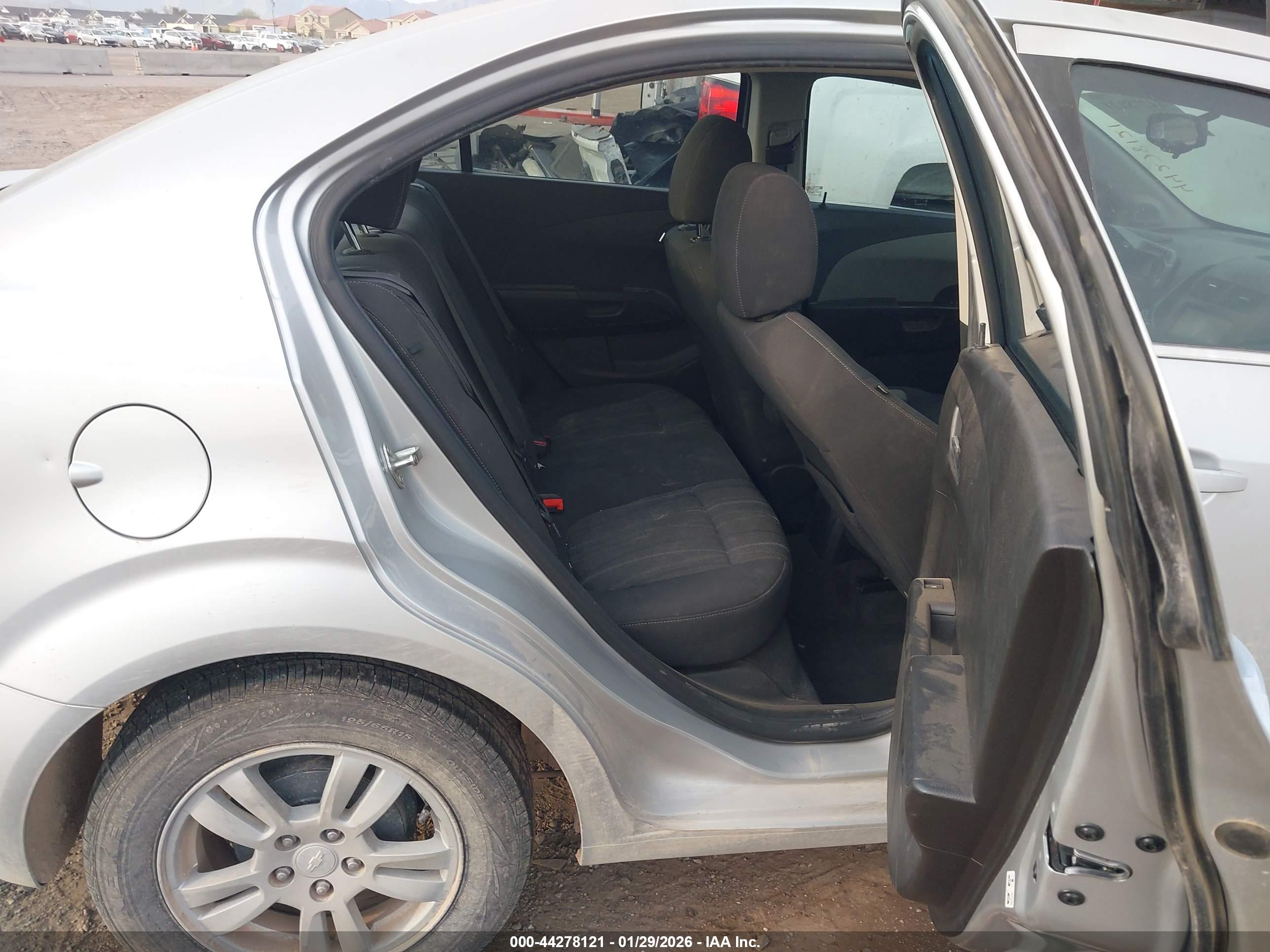 CHEVROLET SONIC image 8