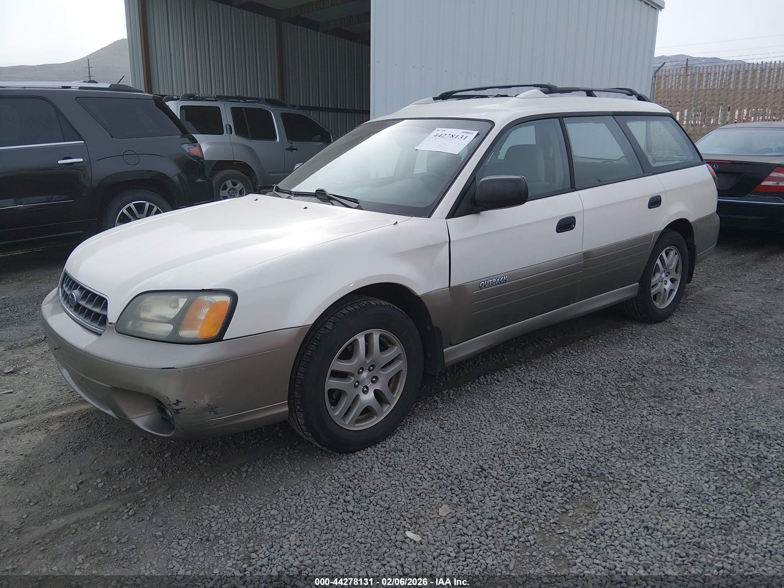 SUBARU OUTBACK image 2