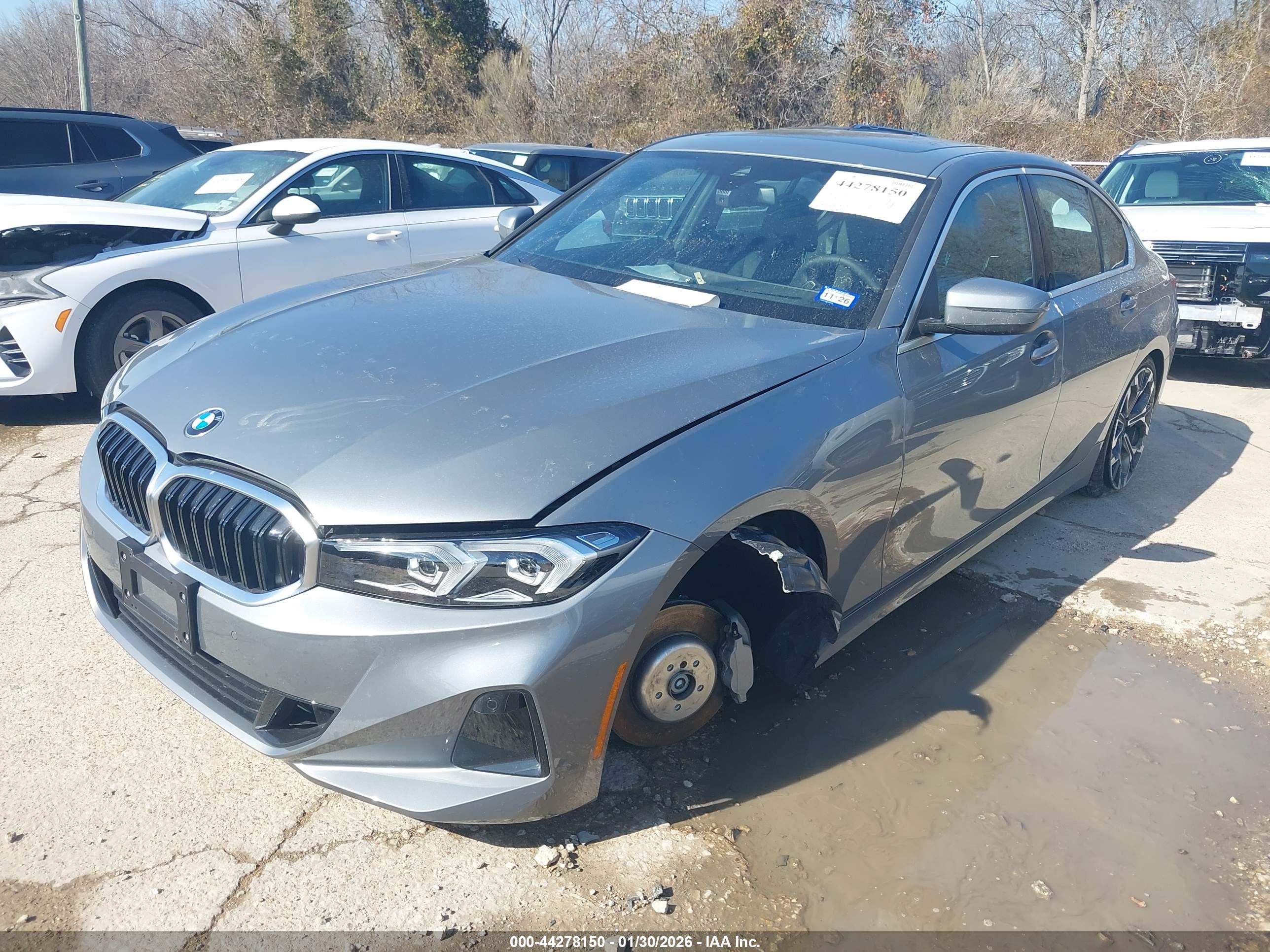 BMW 330I image 2