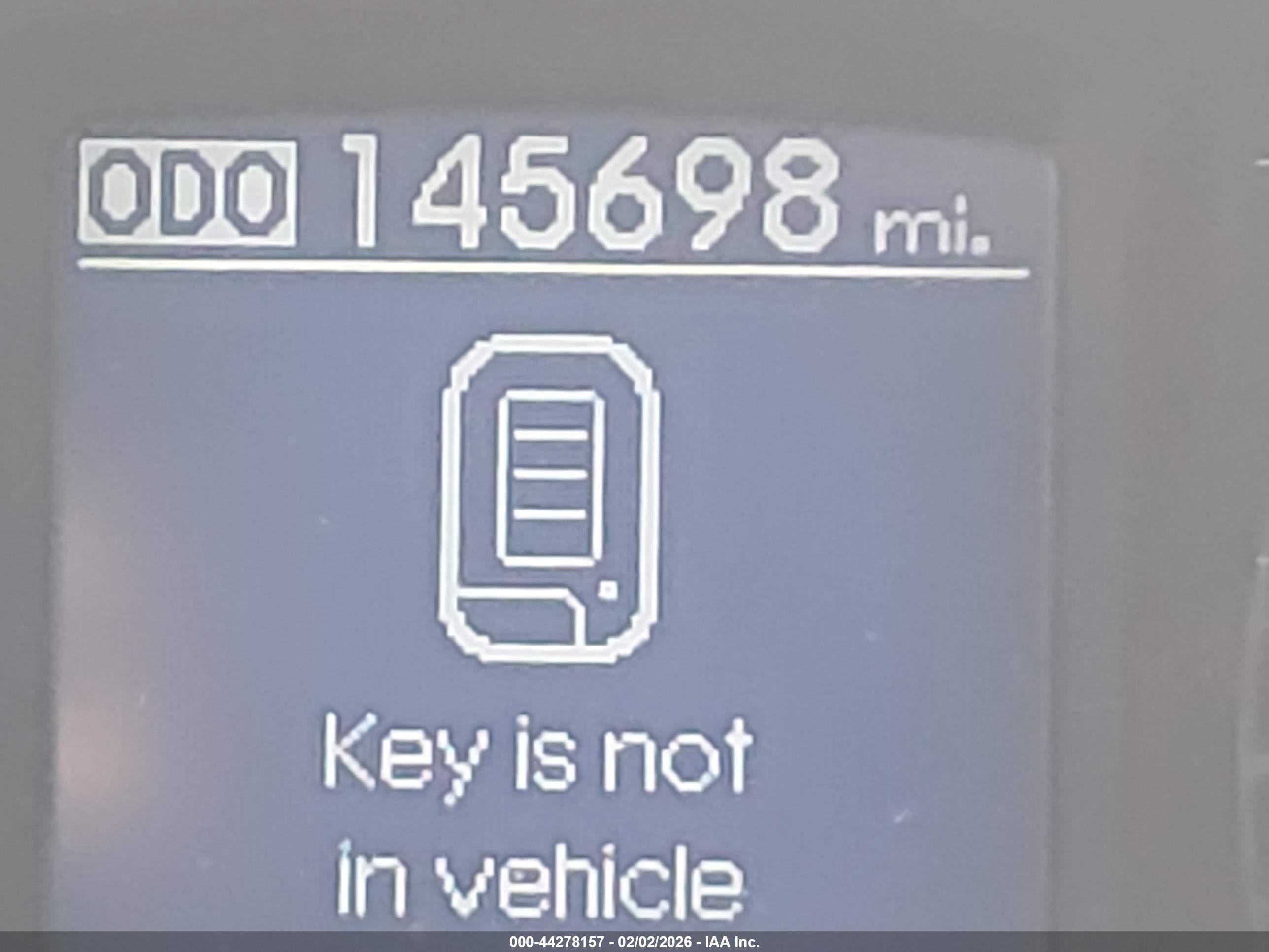 HYUNDAI GENESIS image 7