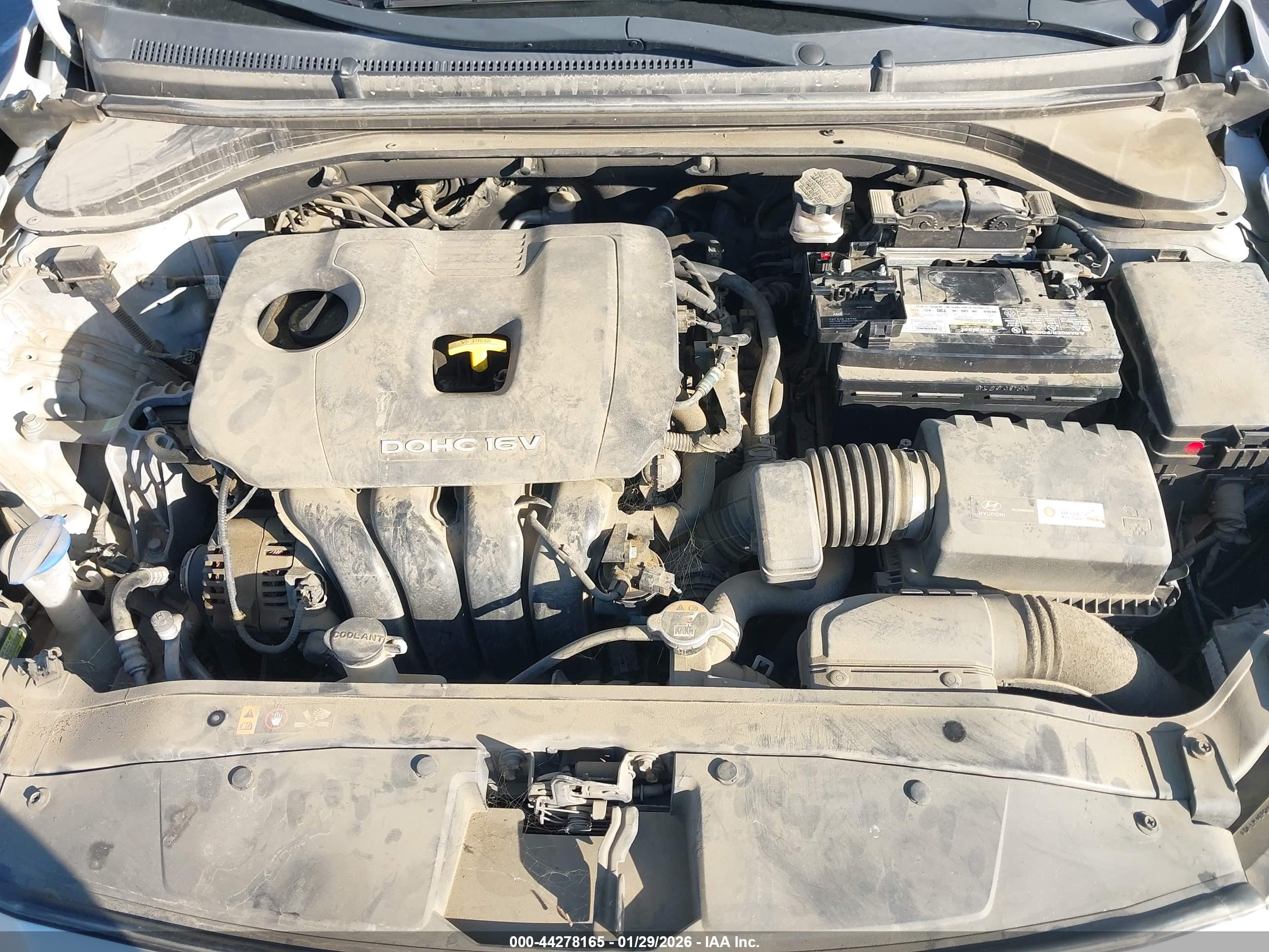HYUNDAI ELANTRA image 10