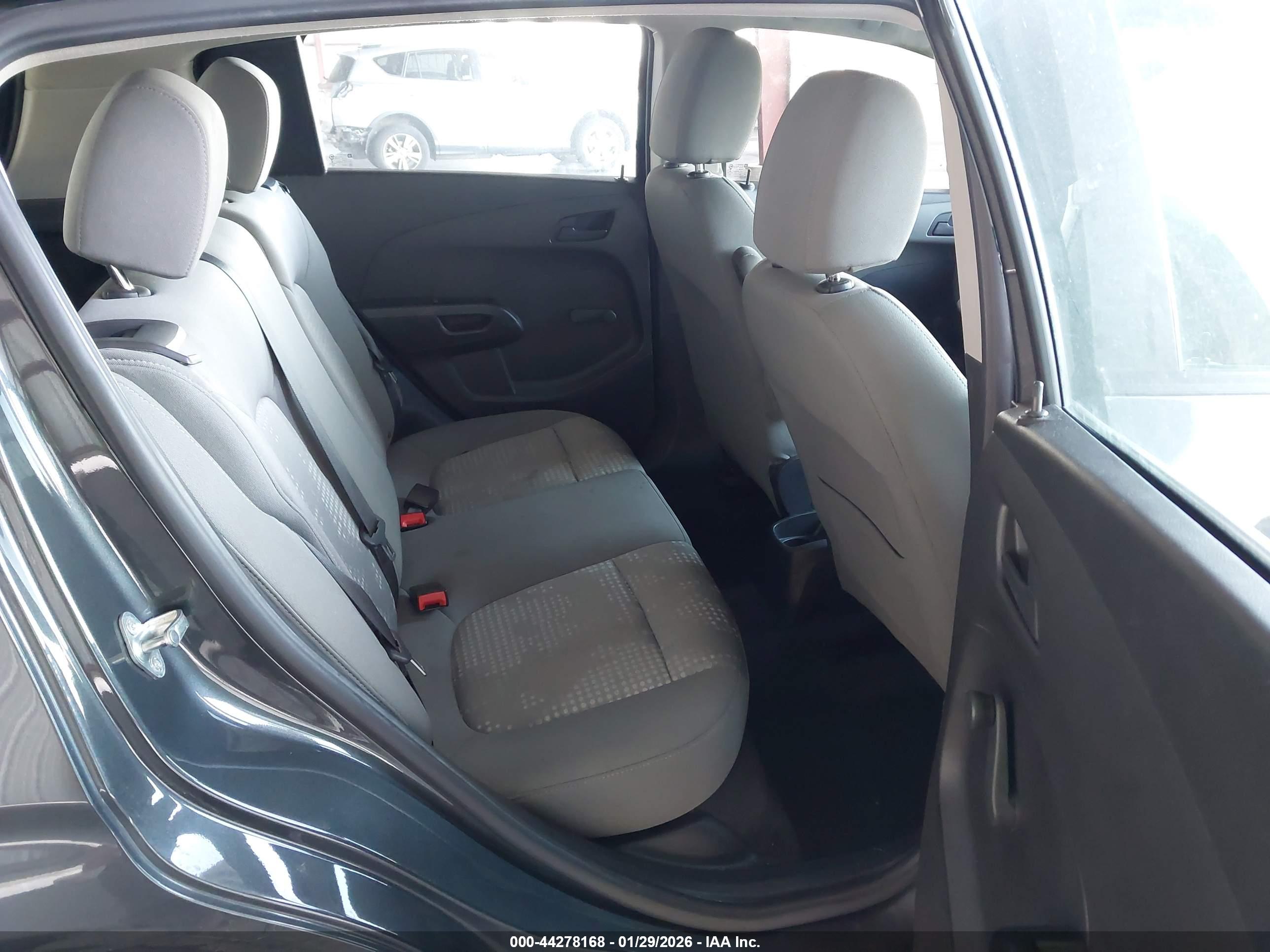 CHEVROLET SONIC image 8