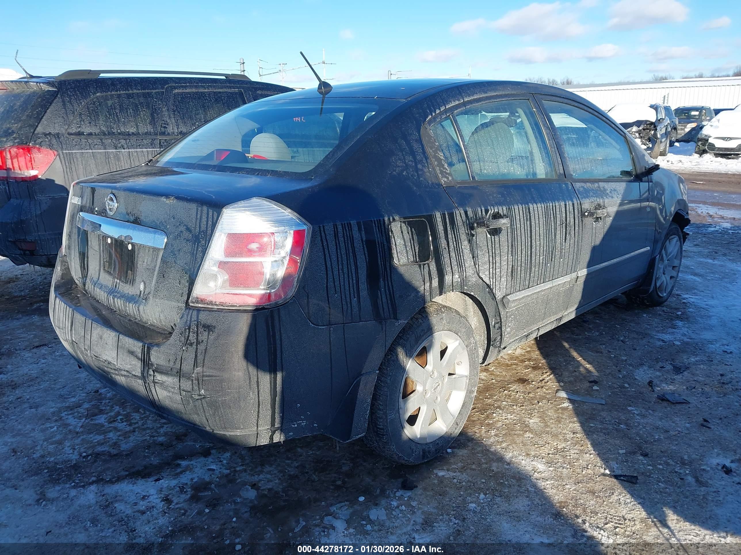 NISSAN SENTRA image 4