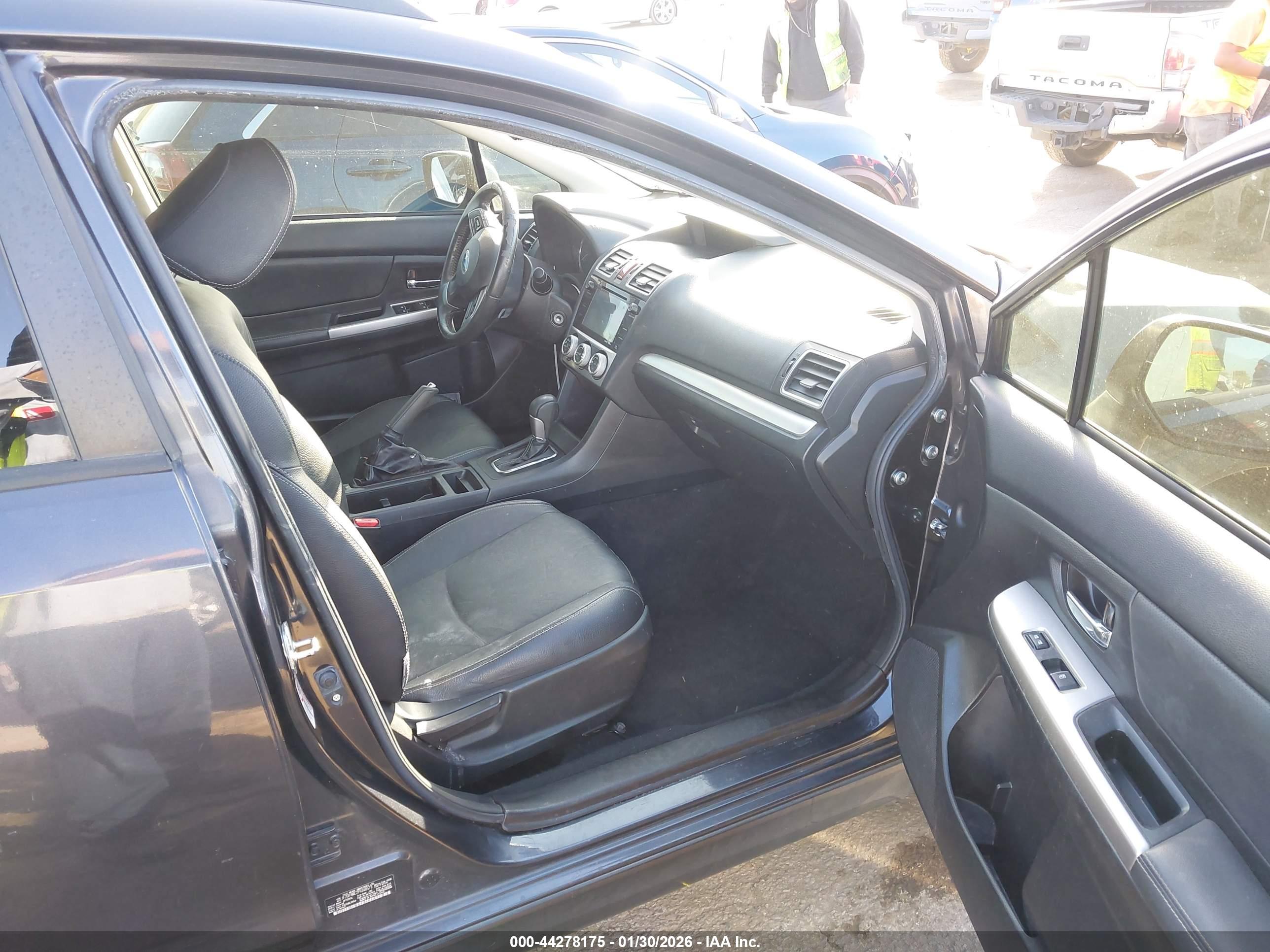 SUBARU XV image 5