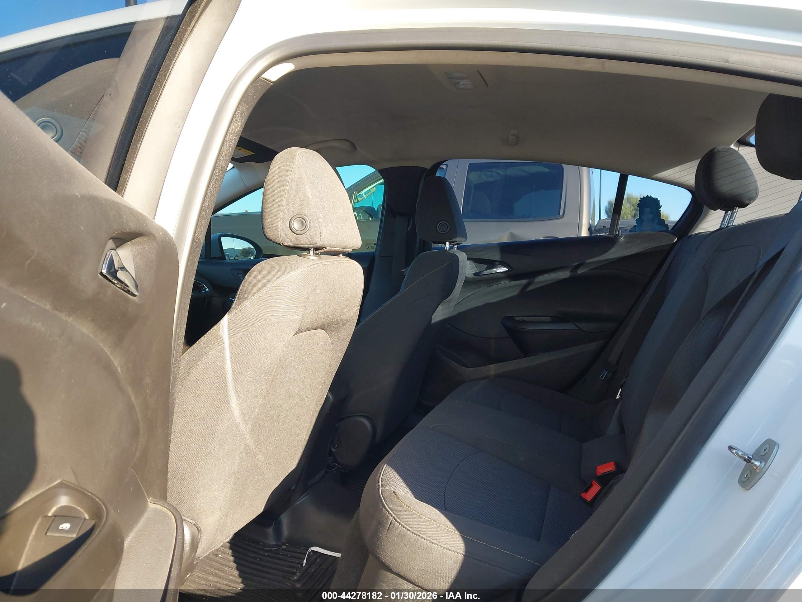 CHEVROLET CRUZE image 8