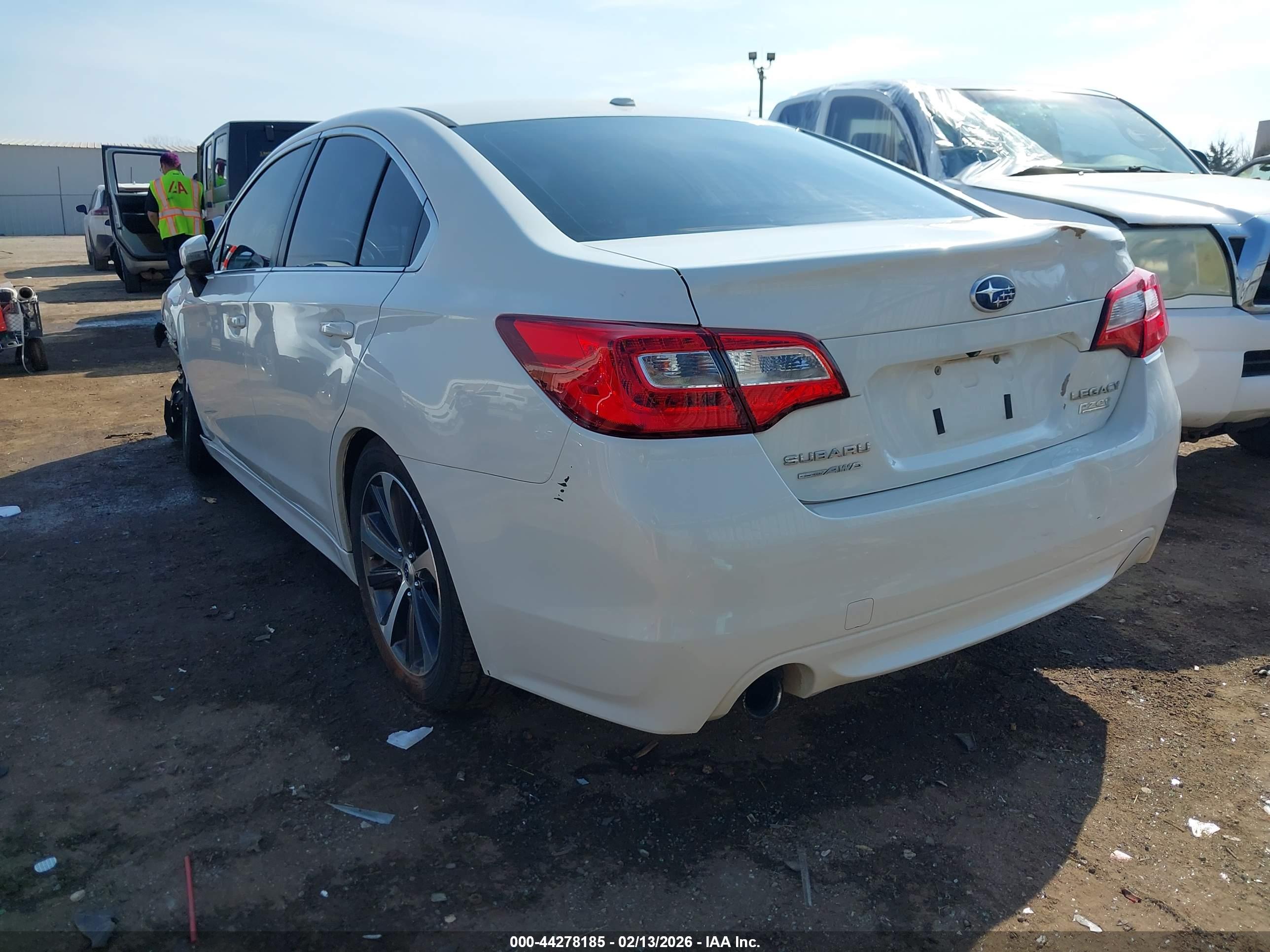 SUBARU LEGACY image 3