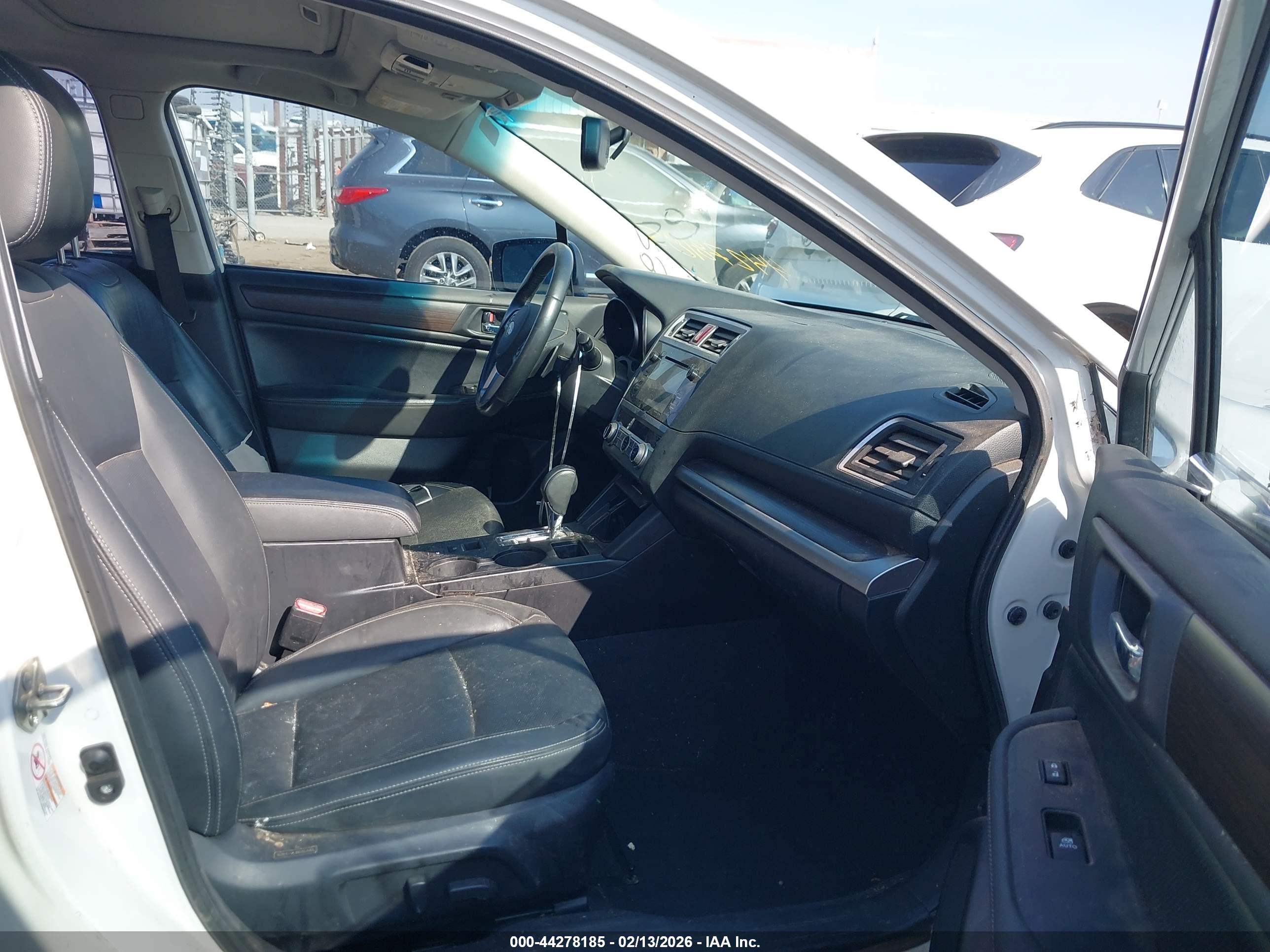 SUBARU LEGACY image 5