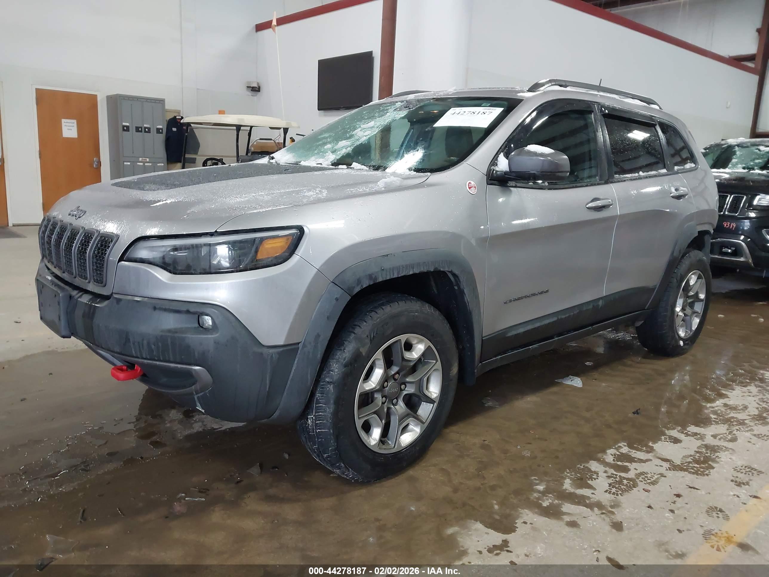 JEEP CHEROKEE image 2
