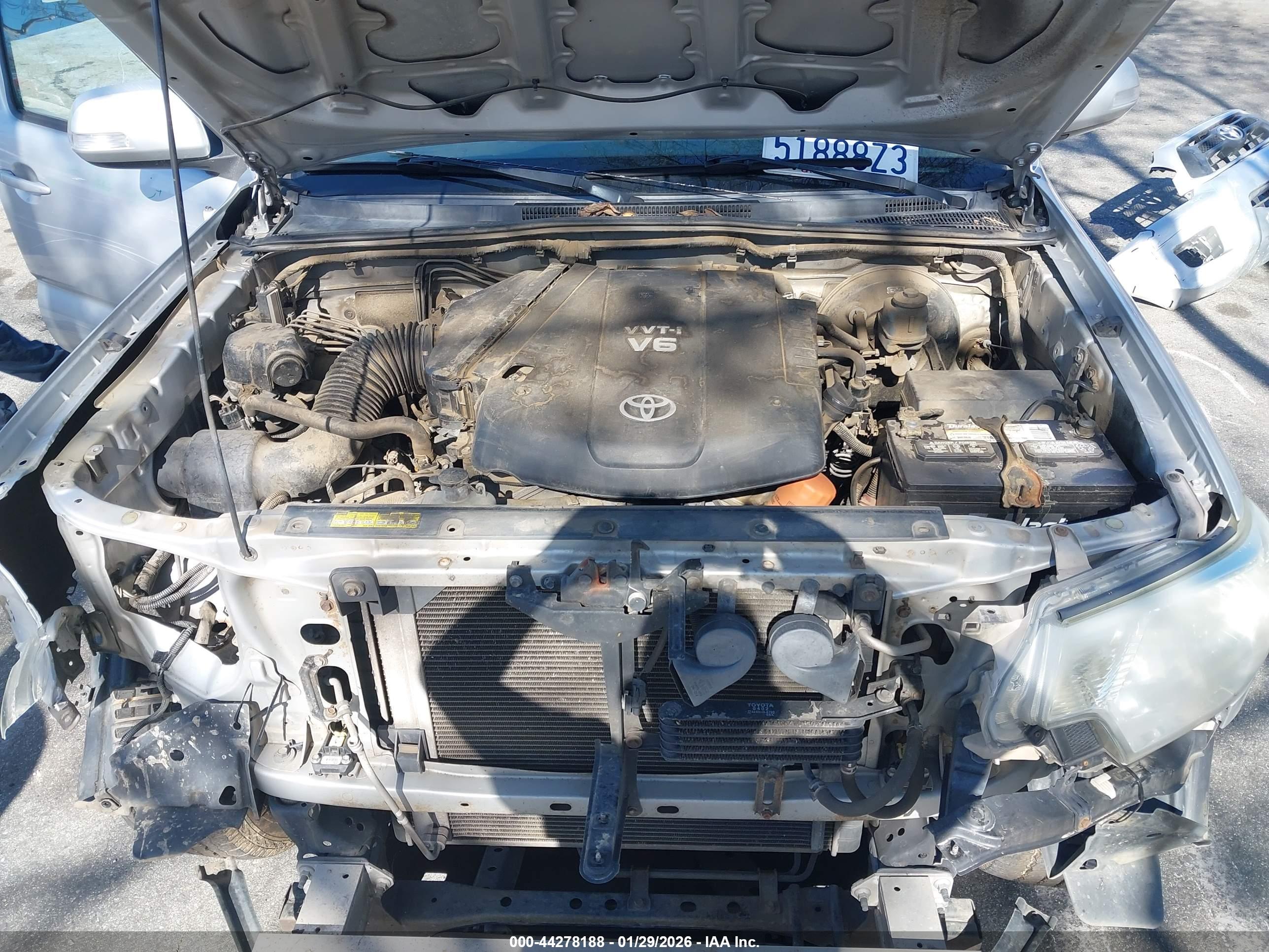 TOYOTA TACOMA image 10