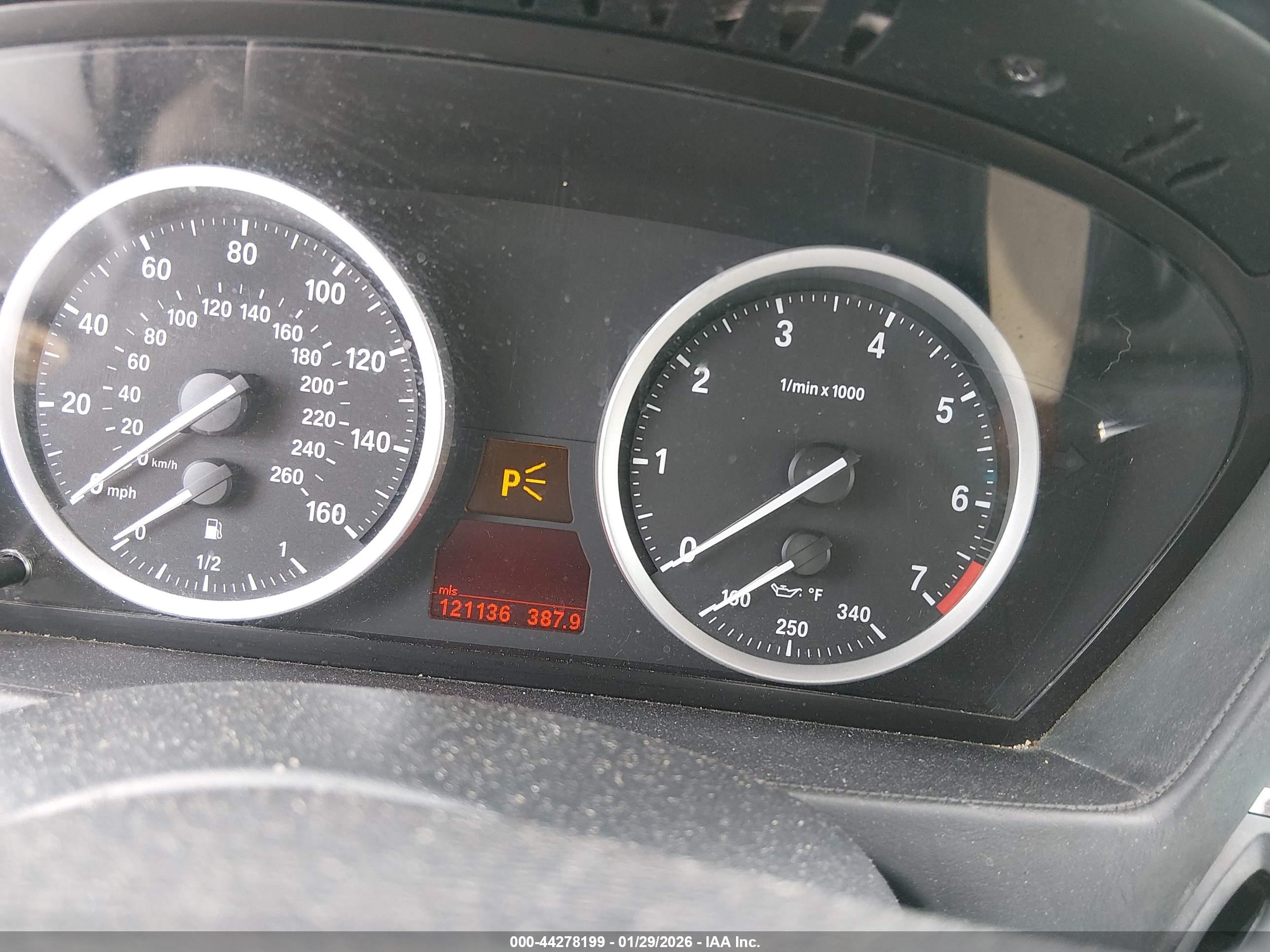 BMW X6 image 7