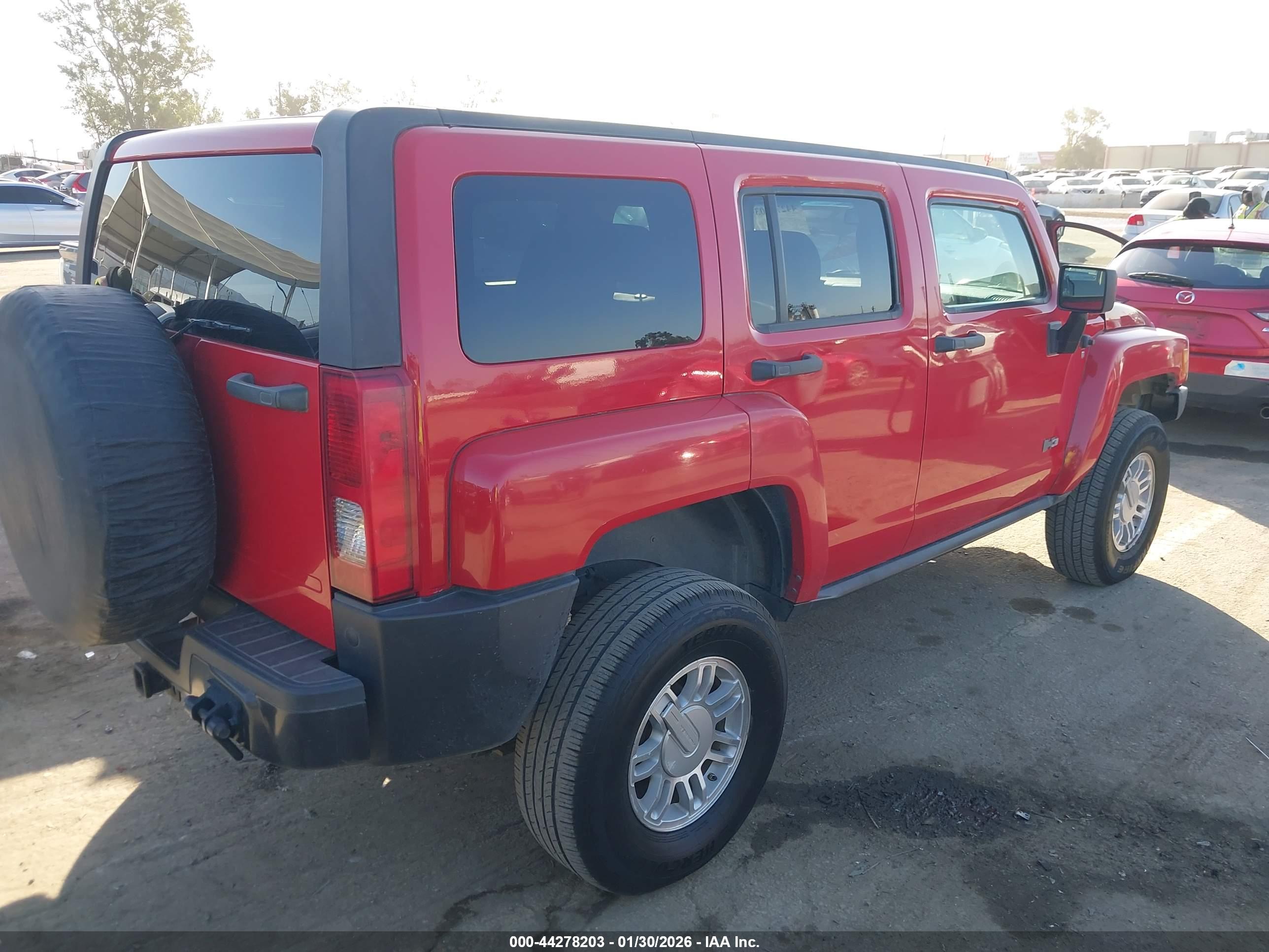 HUMMER H3 image 4