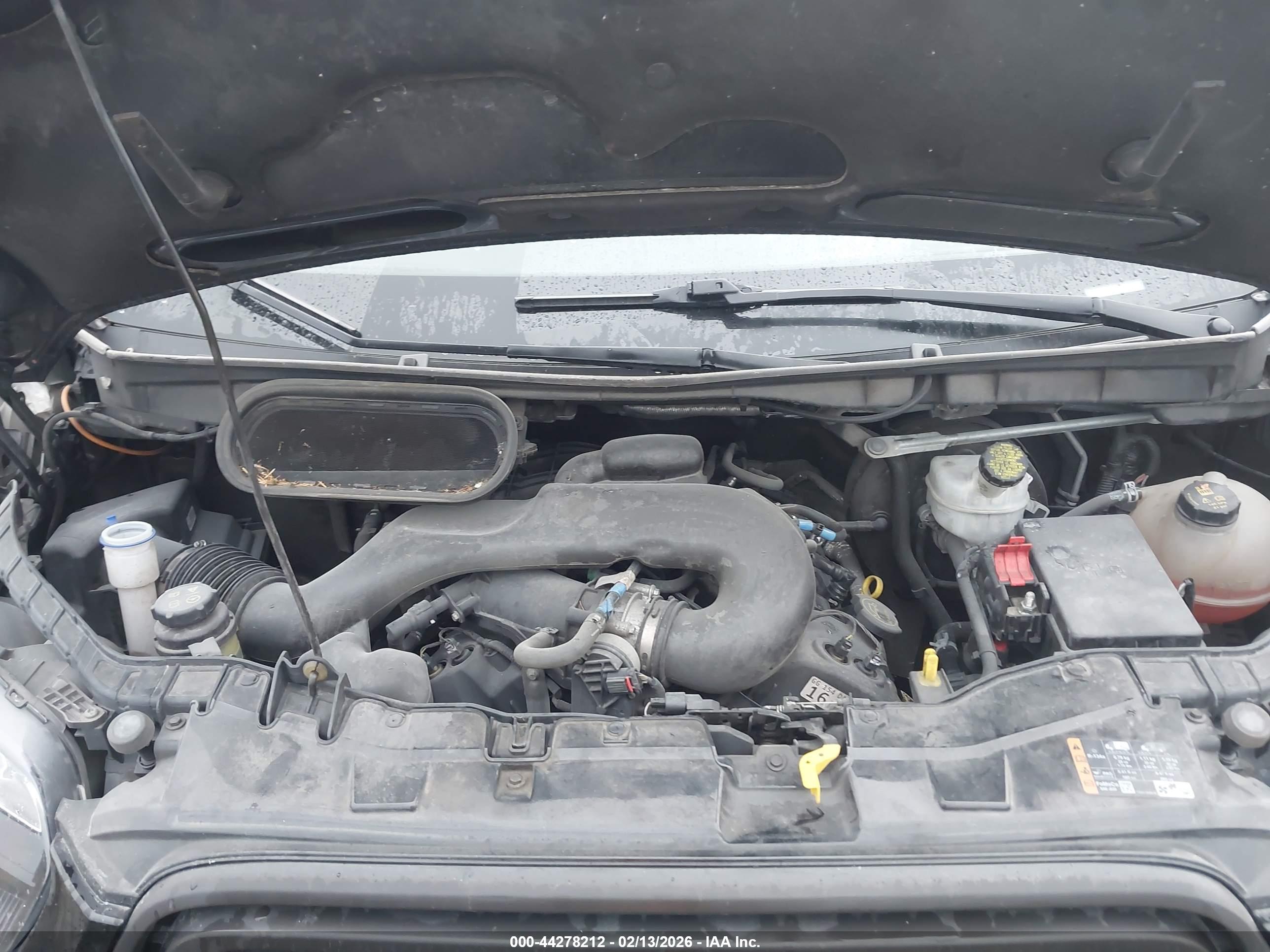 FORD TRANSIT-250 image 10