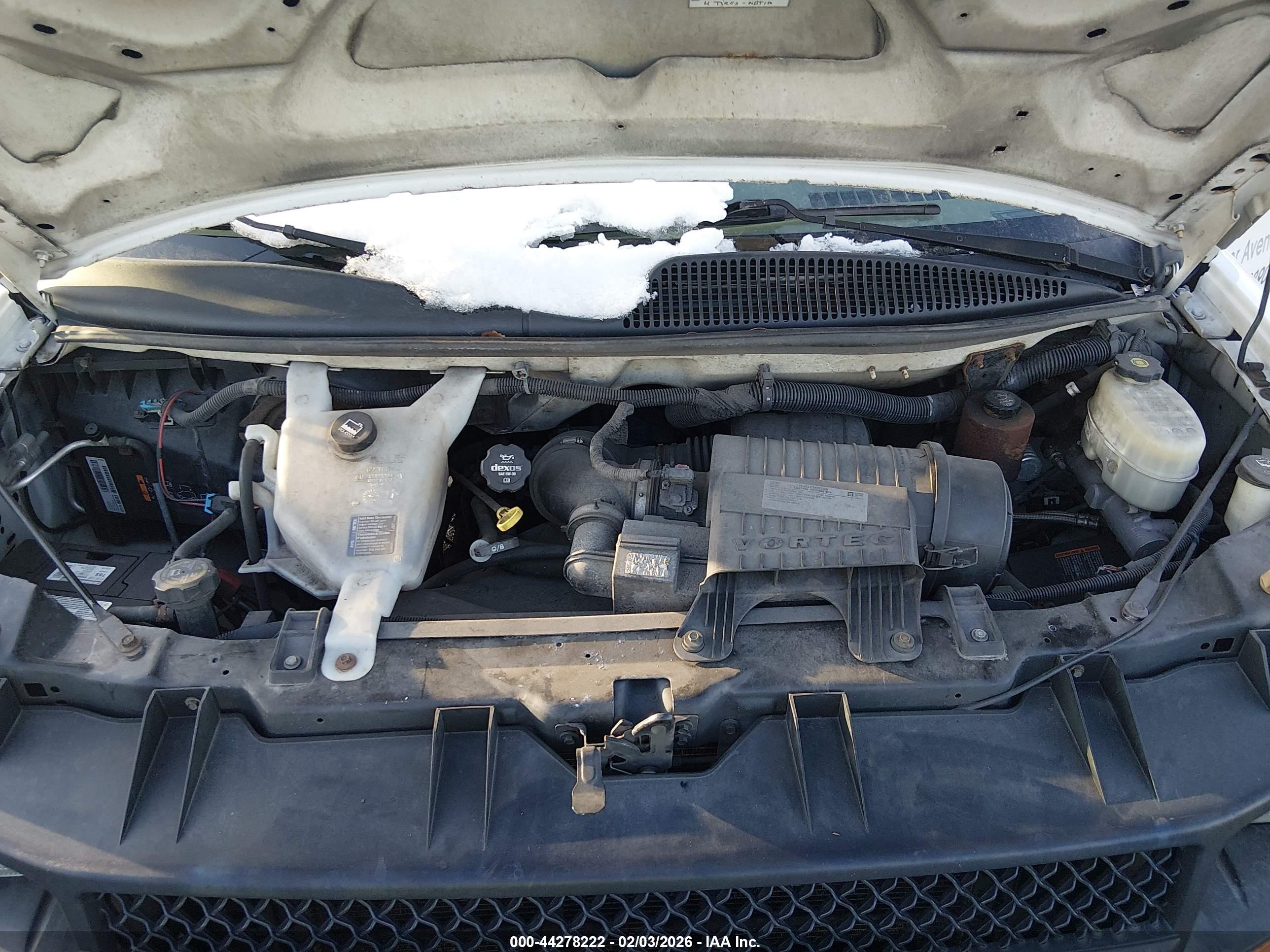 CHEVROLET EXPRESS image 10