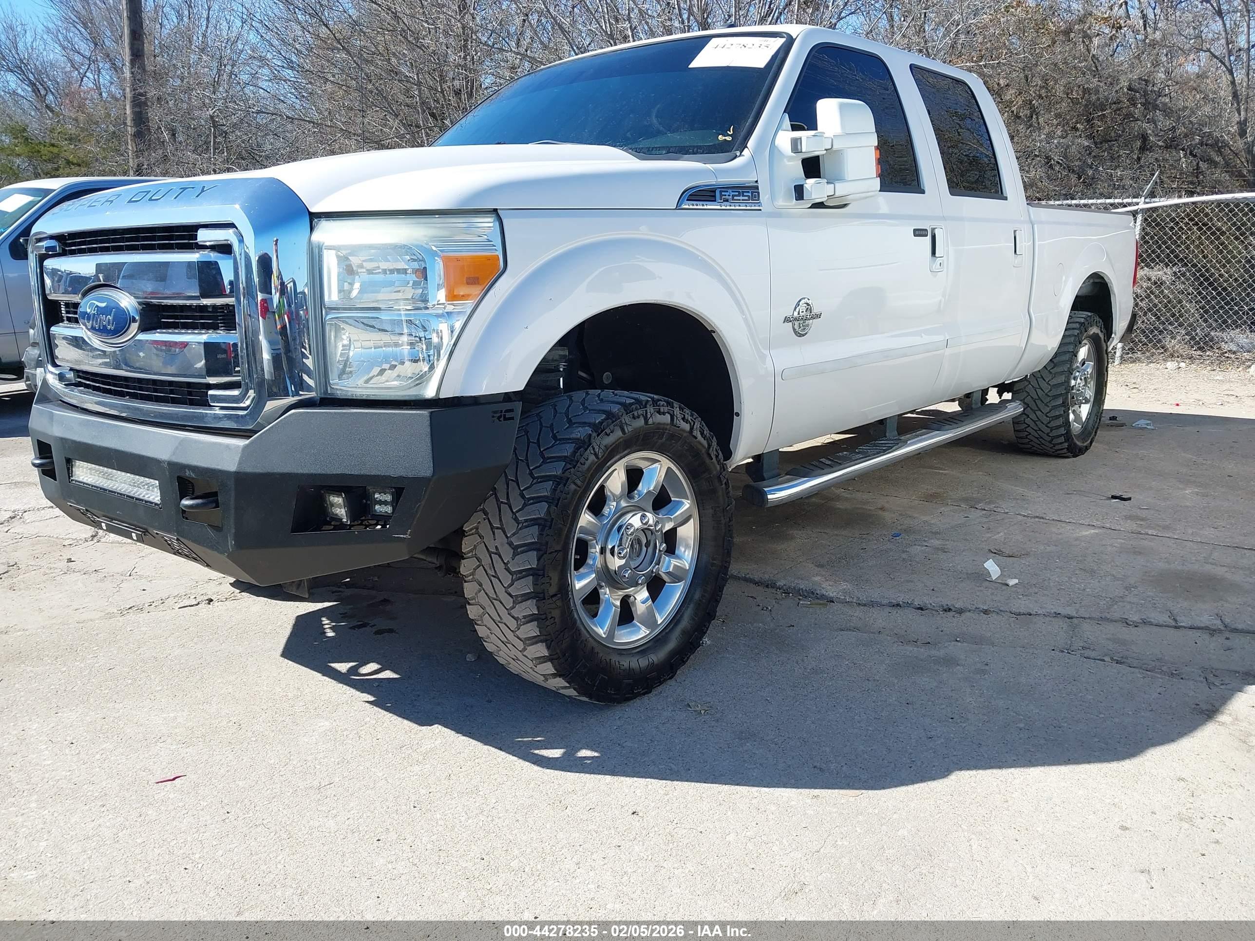 FORD F-250 image 2